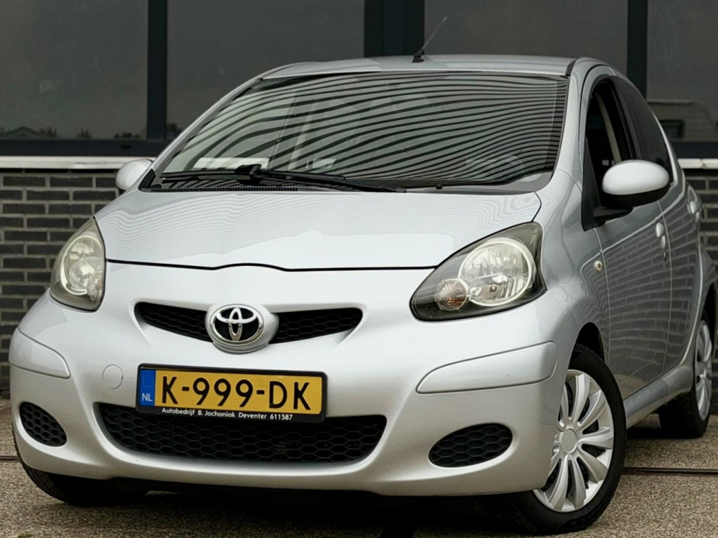 Toyota Toyota Aygo 1.0-12V Access 2009 - voorkant