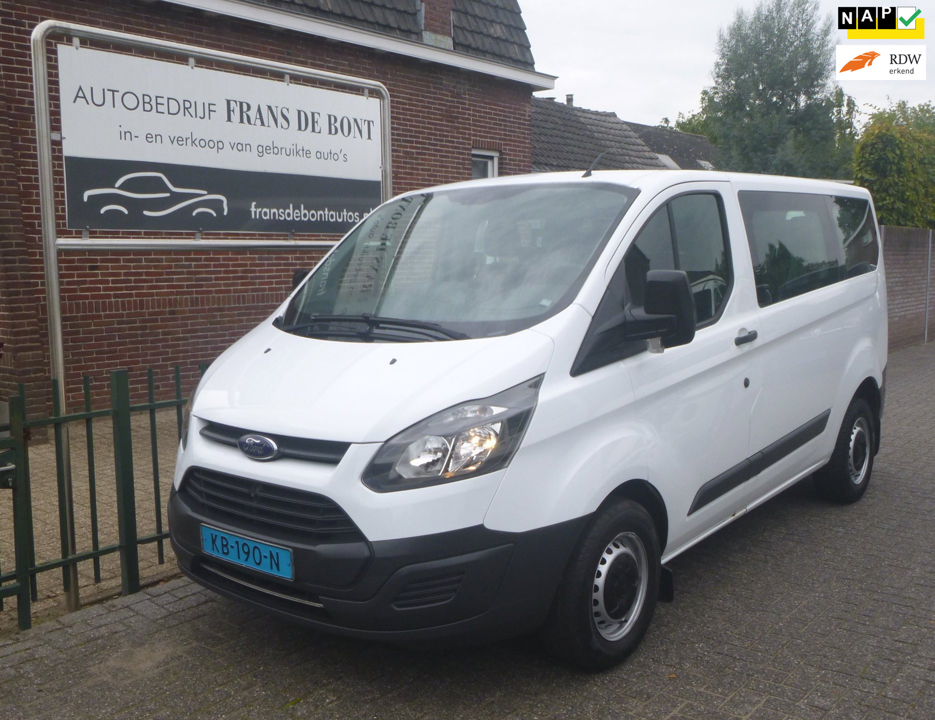 Ford Transit Custom 310 2.0 TDCI L1H1 Ambiente AIRCO 9 PERSOONS € 10.500 EX BTW 2016 - voorkant
