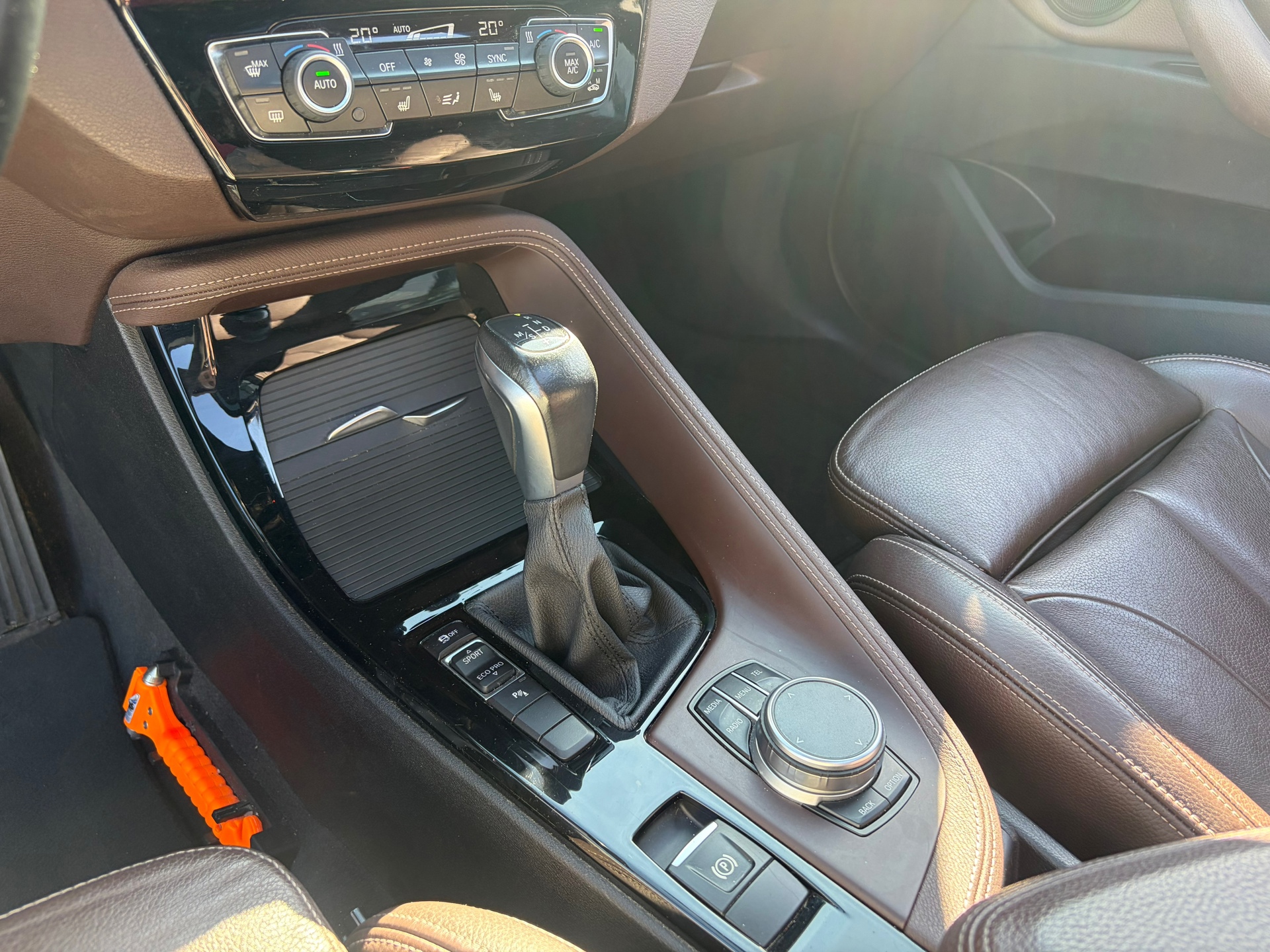 Foto van BMW X1 Sdrive20i