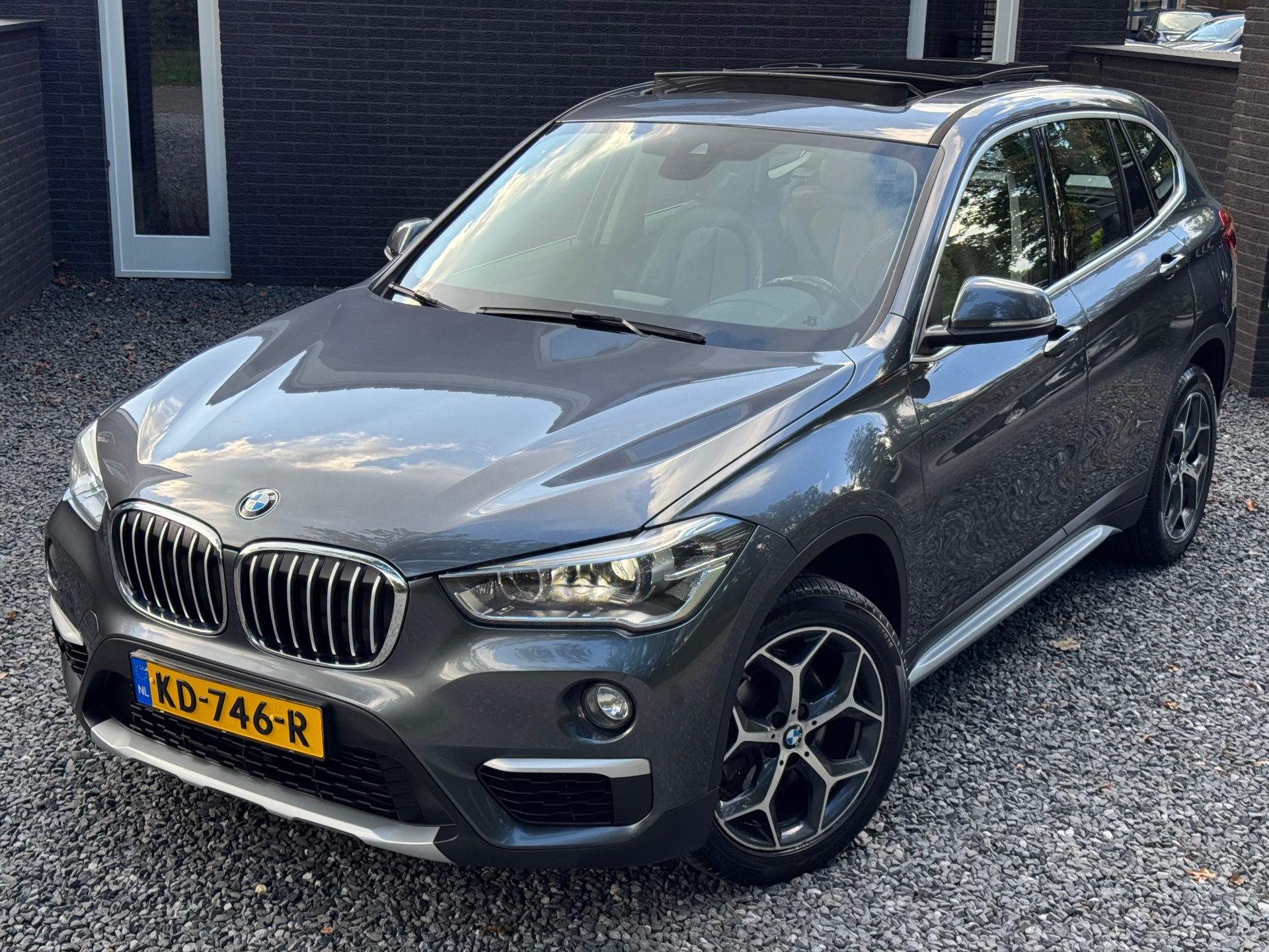 Foto van BMW X1 Sdrive18i