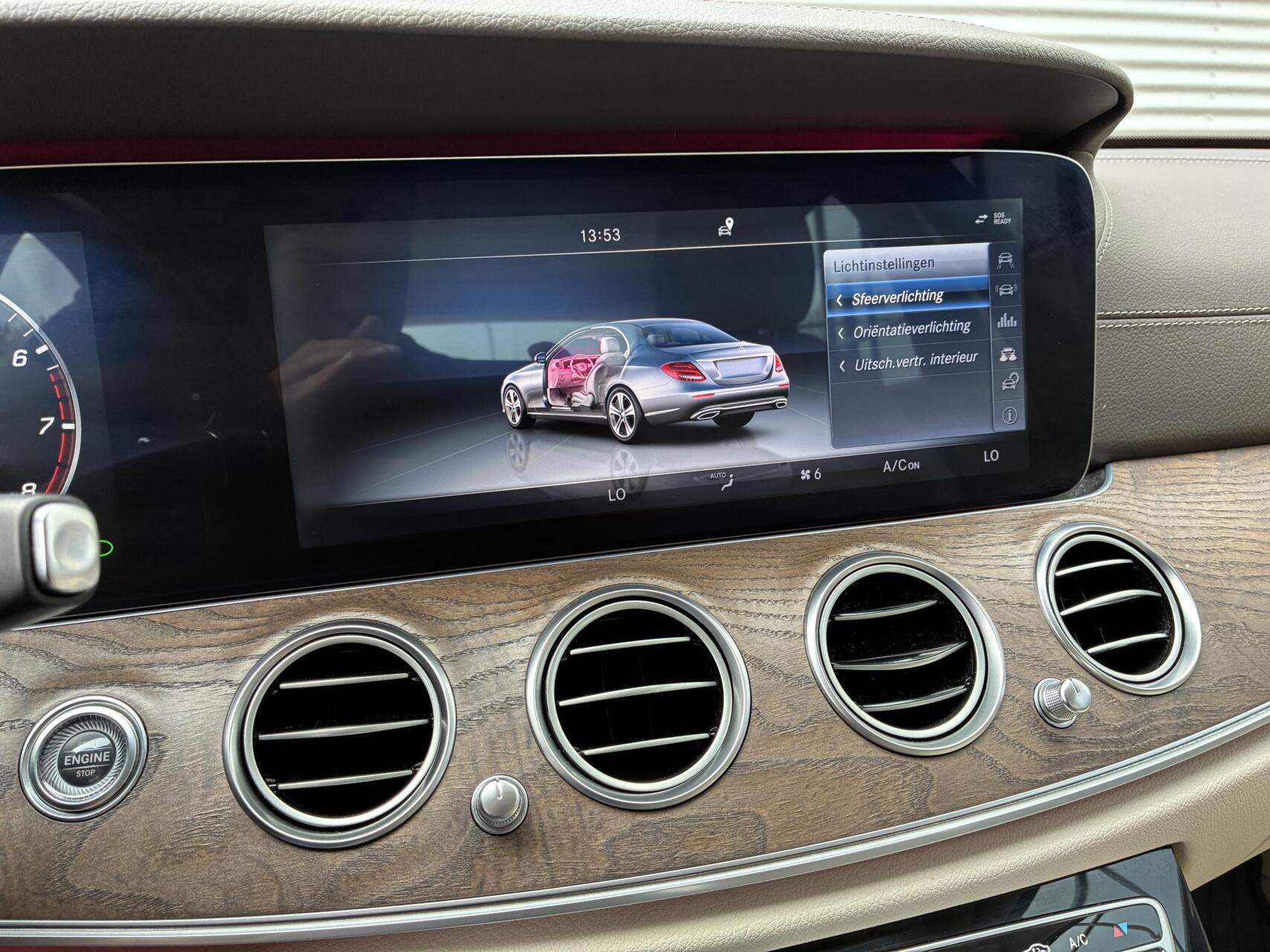 Foto van Mercedes-Benz E 200
