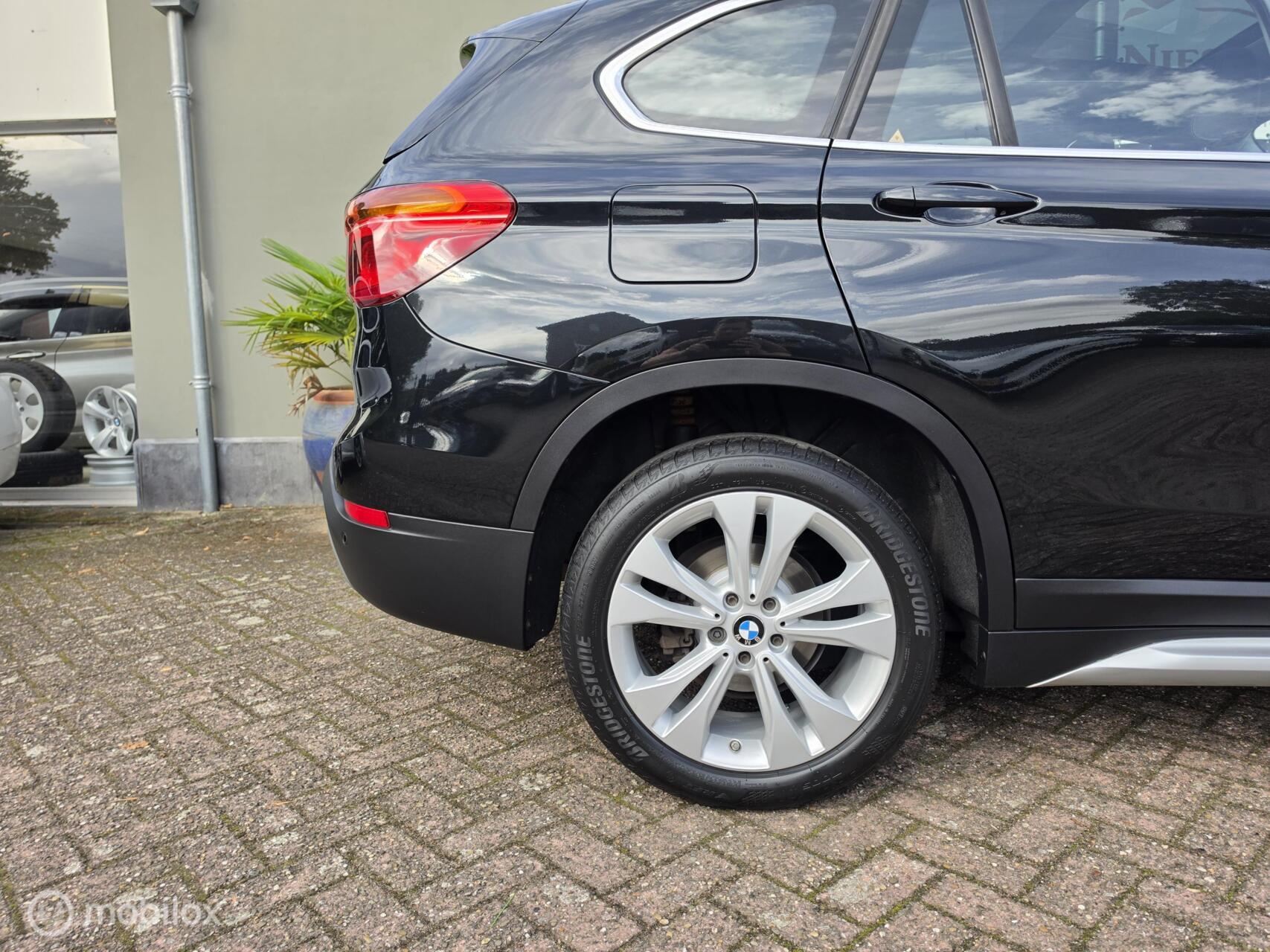 Foto van BMW X1 Sdrive18i