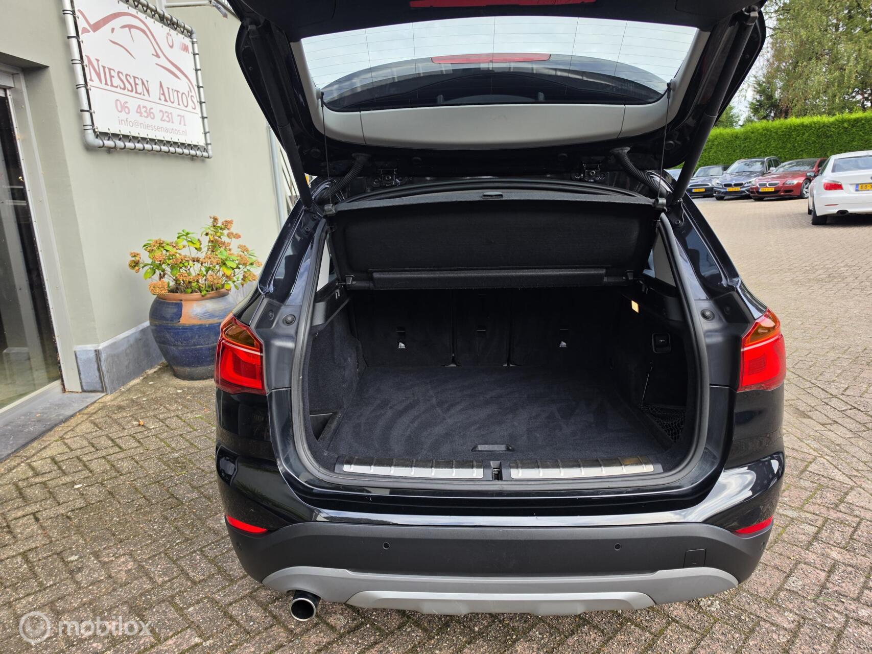 Foto van BMW X1 Sdrive18i