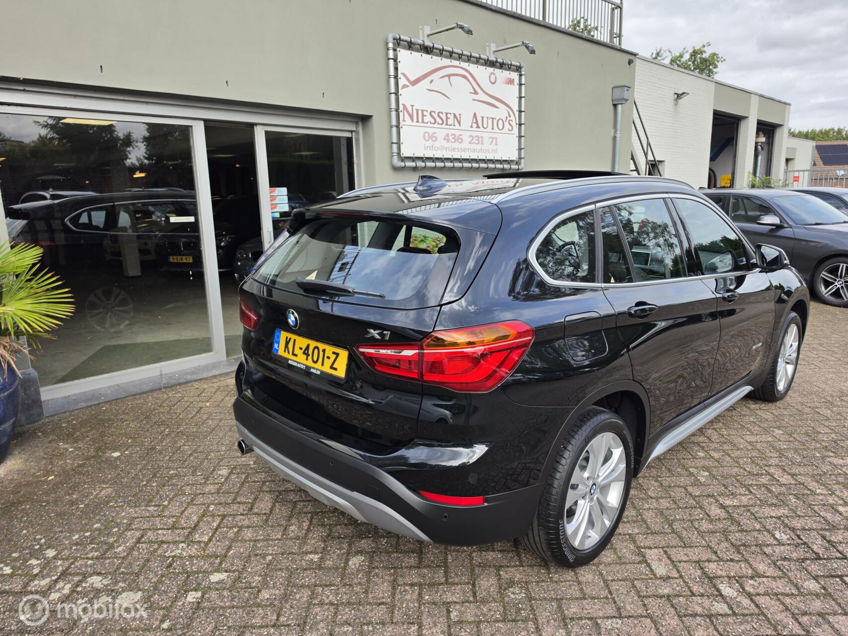 Foto van BMW X1 Sdrive18i