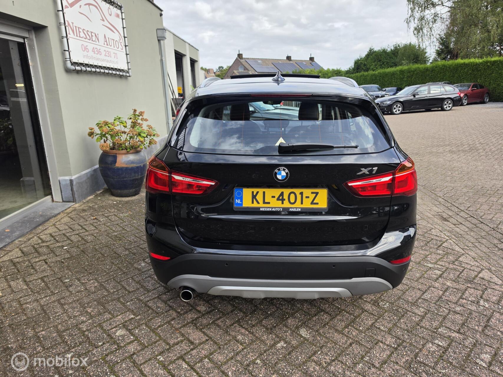 Foto van BMW X1 Sdrive18i