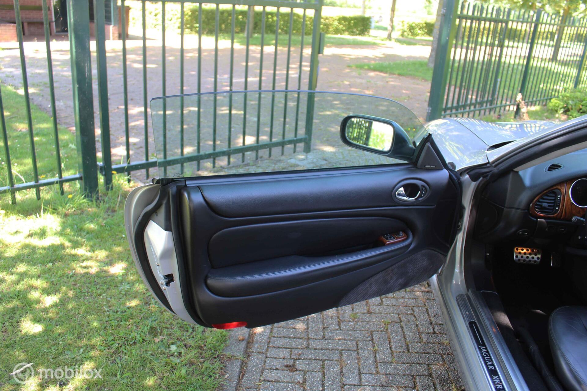 Foto van Jaguar XKR