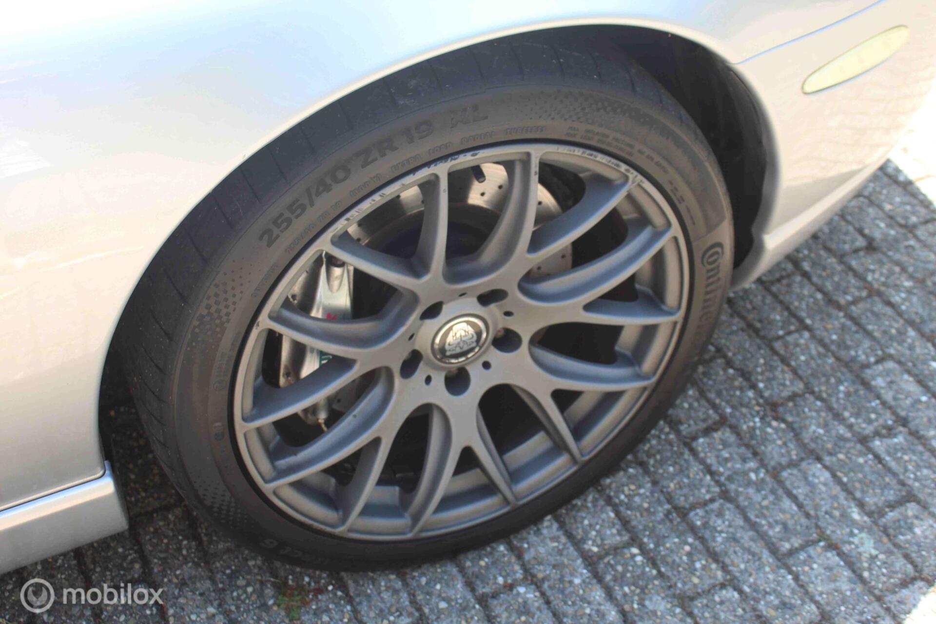 Foto van Jaguar XKR