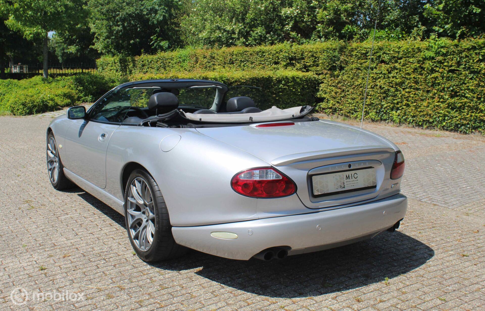 Foto van Jaguar XKR