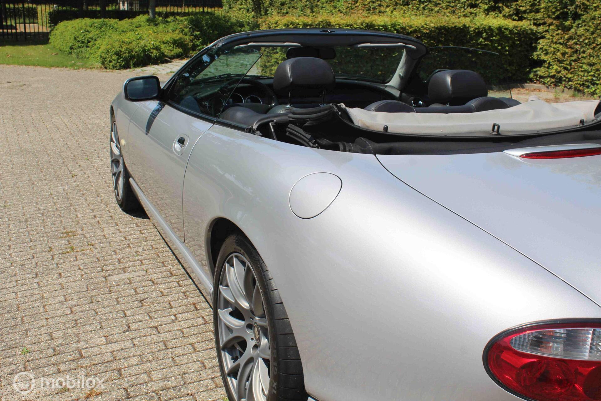 Foto van Jaguar XKR
