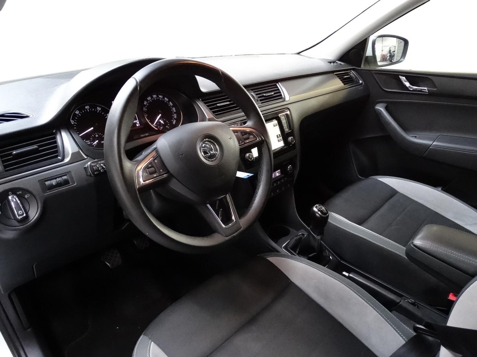 Foto van Skoda Rapid