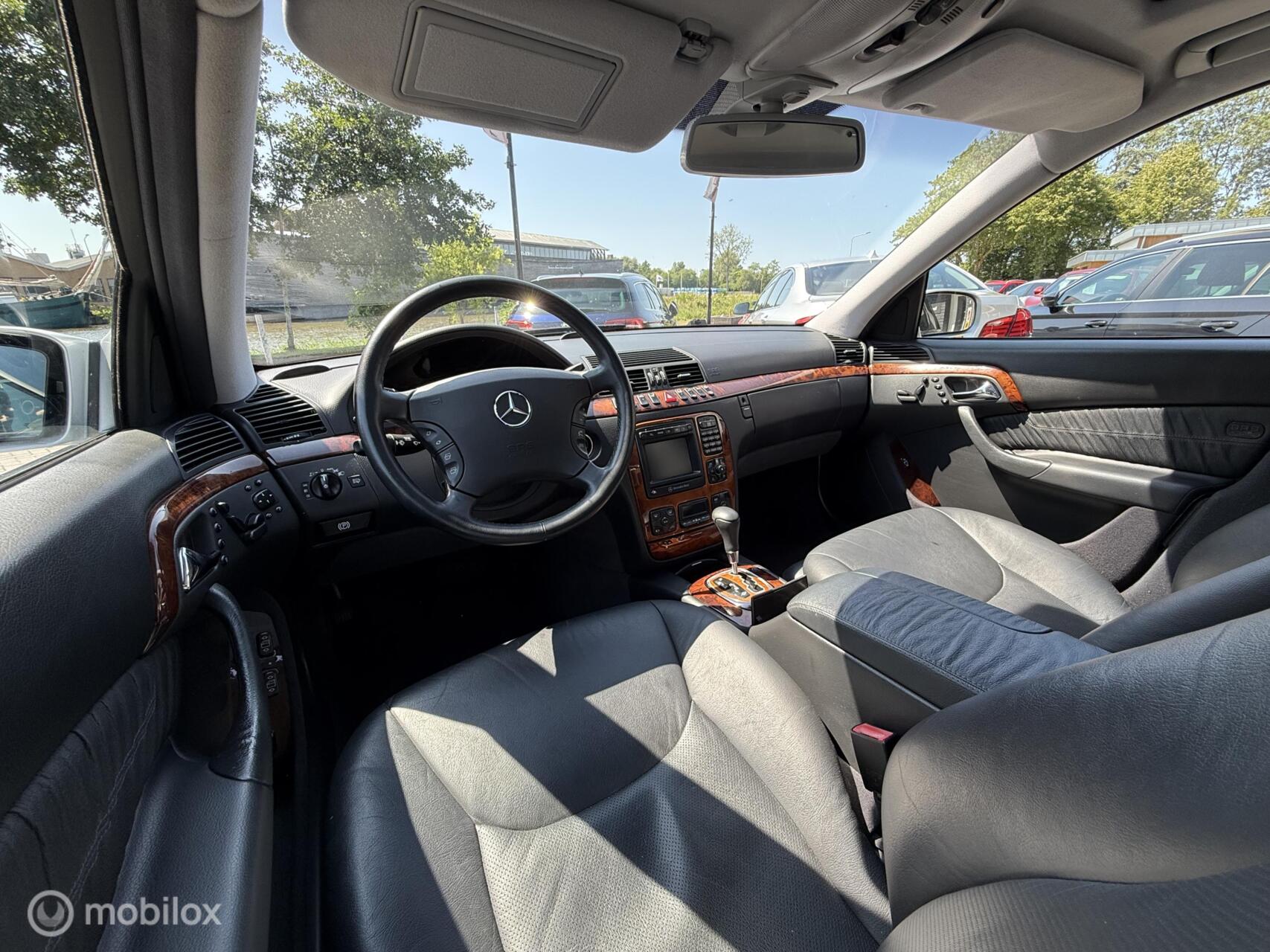 Foto van Mercedes-Benz S 320