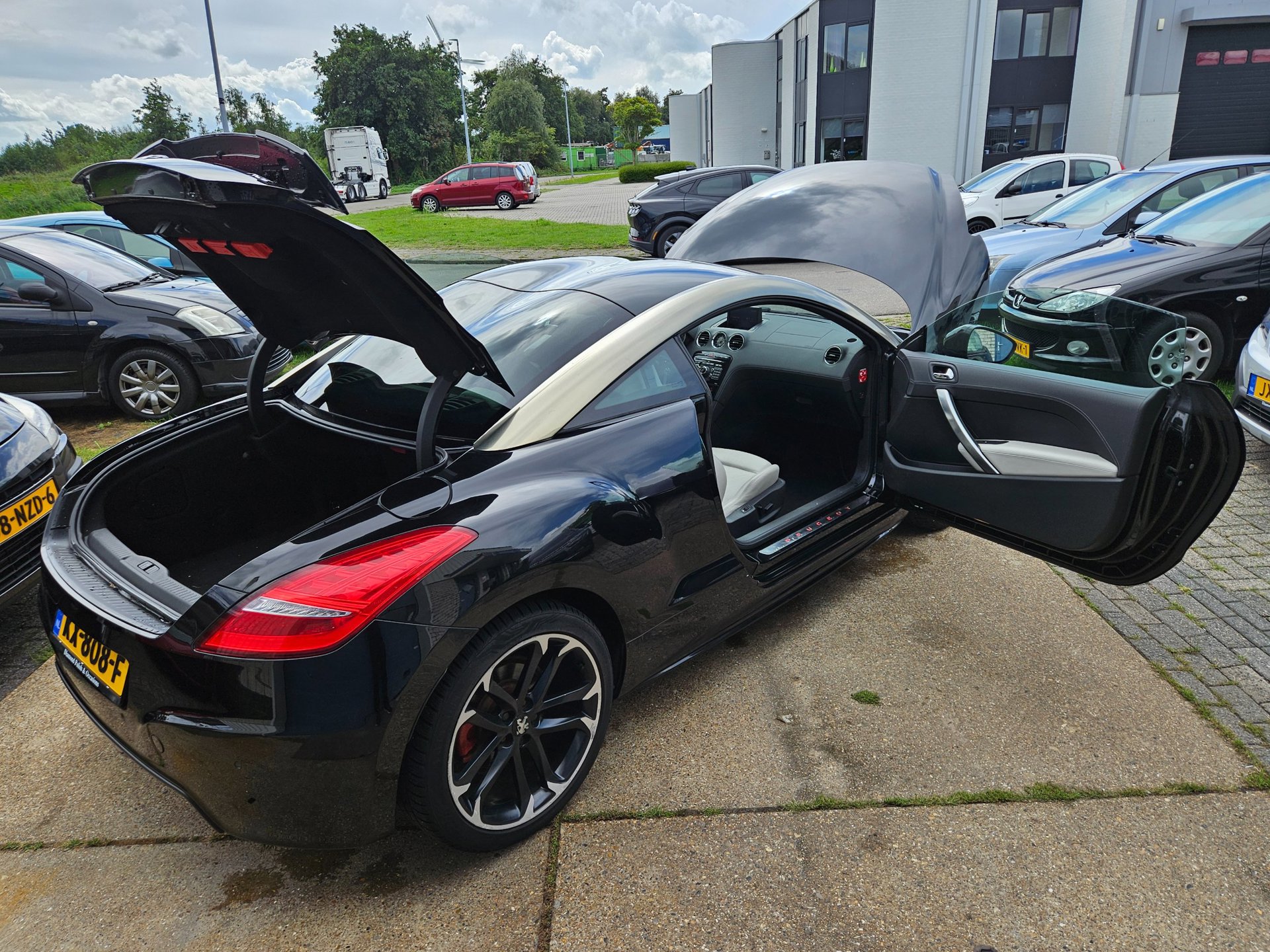 Foto van Peugeot RCZ