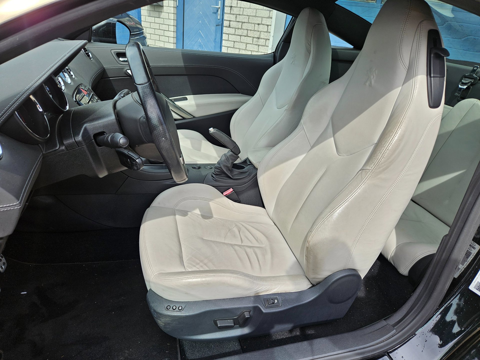 Foto van Peugeot RCZ