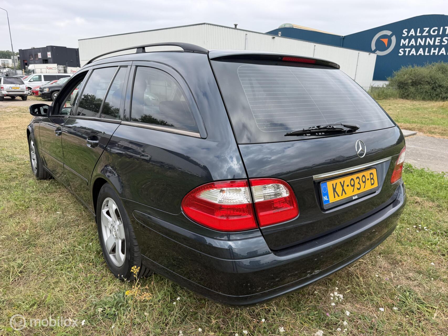 Foto van Mercedes-Benz E 200 Kompressor