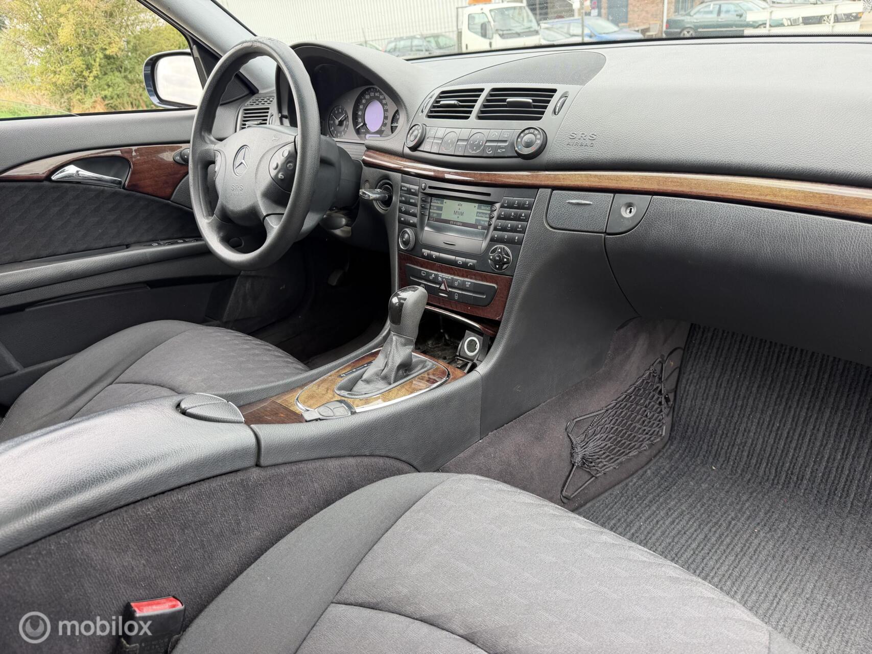 Foto van Mercedes-Benz E 200 Kompressor