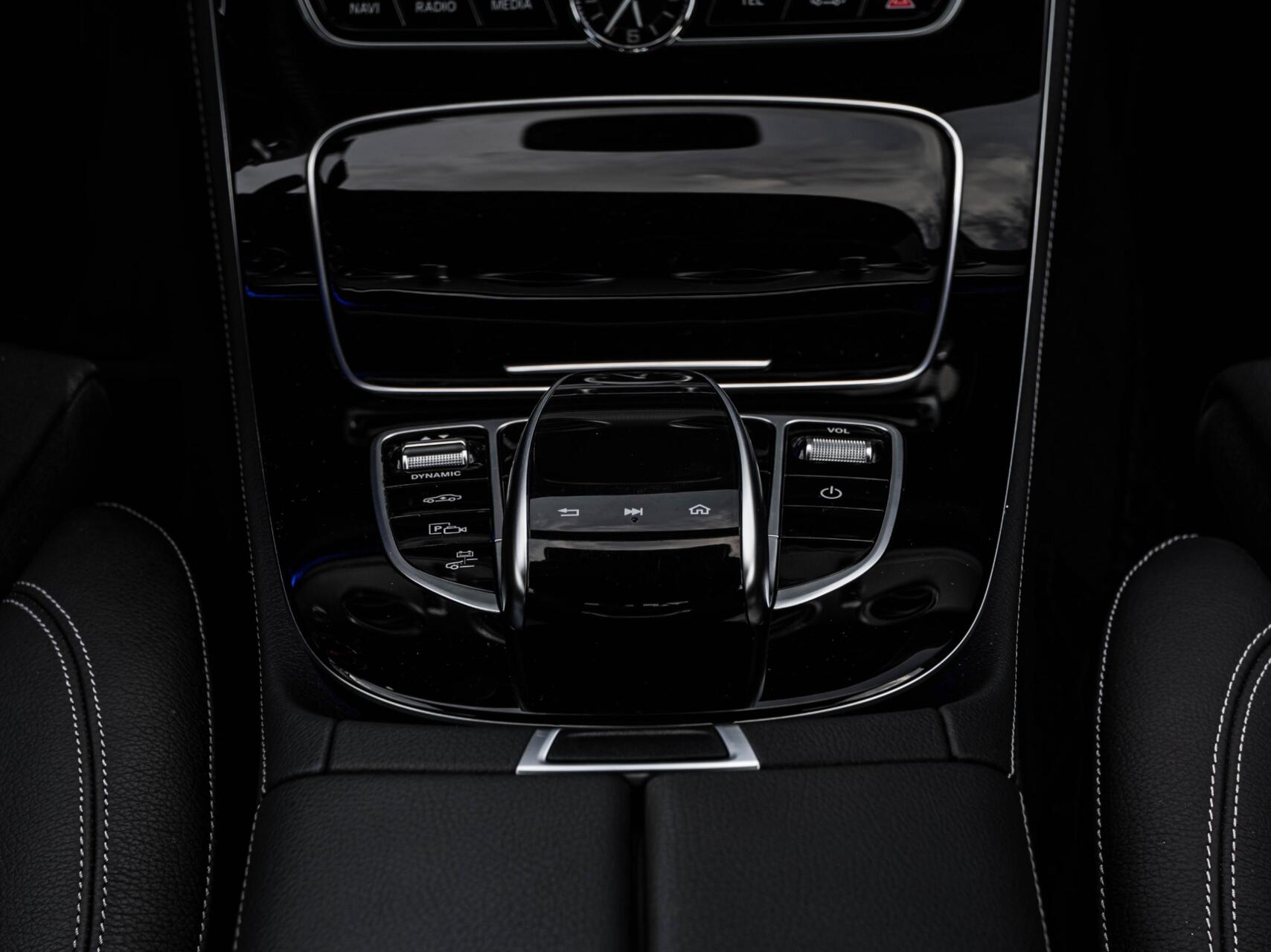 Foto van Mercedes-Benz E 350 E