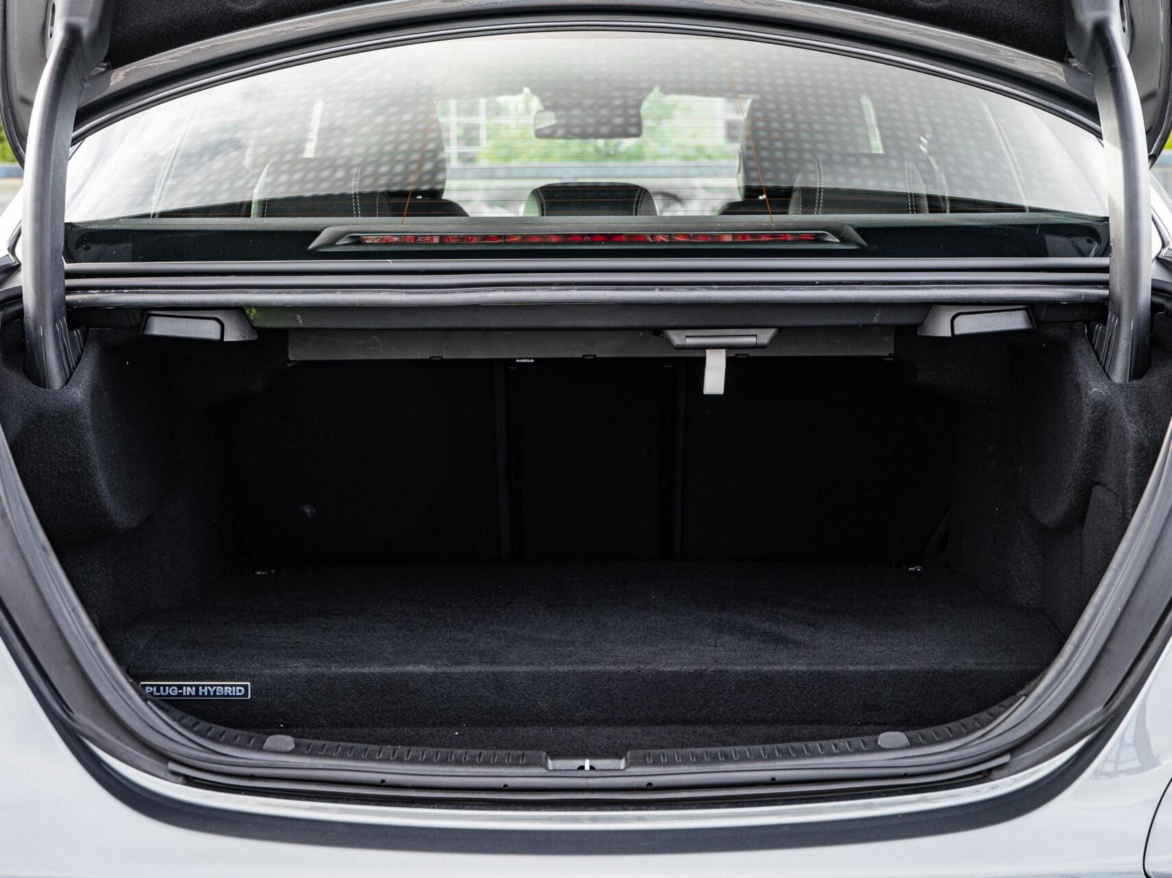 Foto van Mercedes-Benz E 350 E