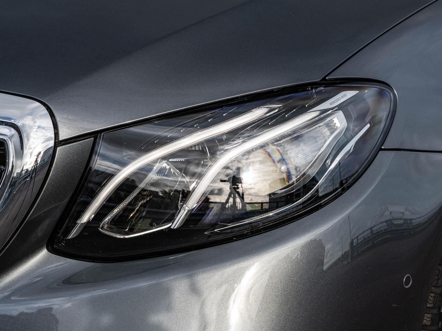 Foto van Mercedes-Benz E 350 E
