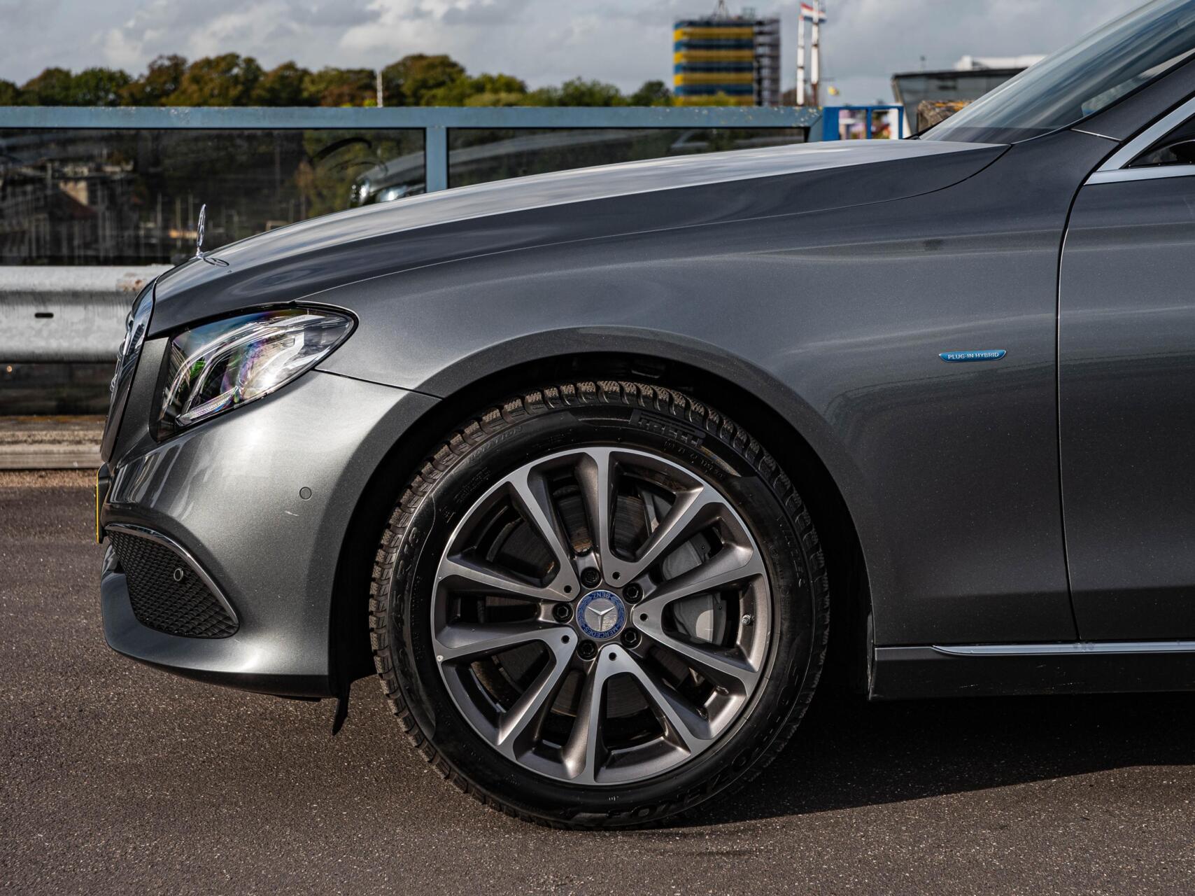 Foto van Mercedes-Benz E 350 E