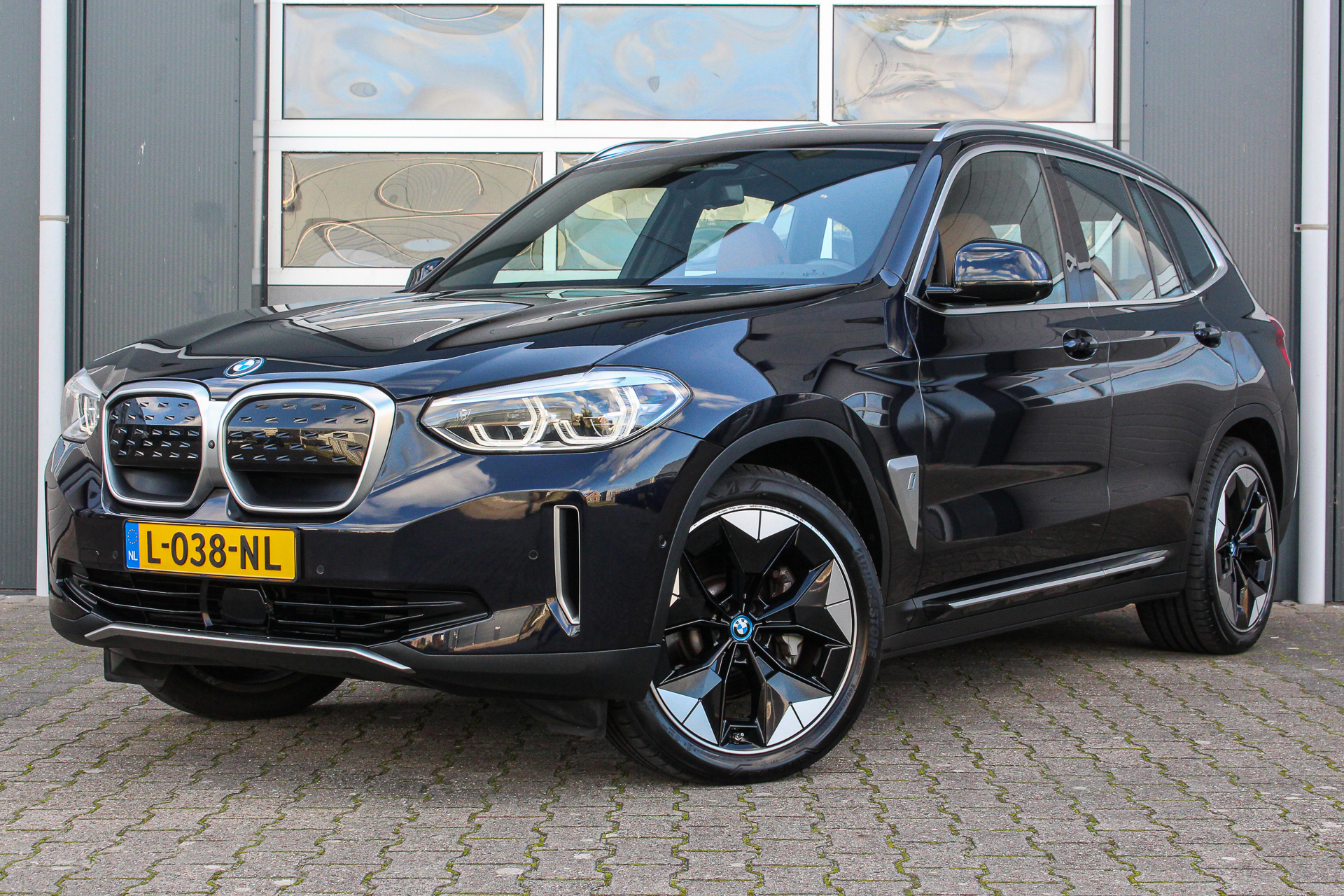 Foto van BMW Ix3