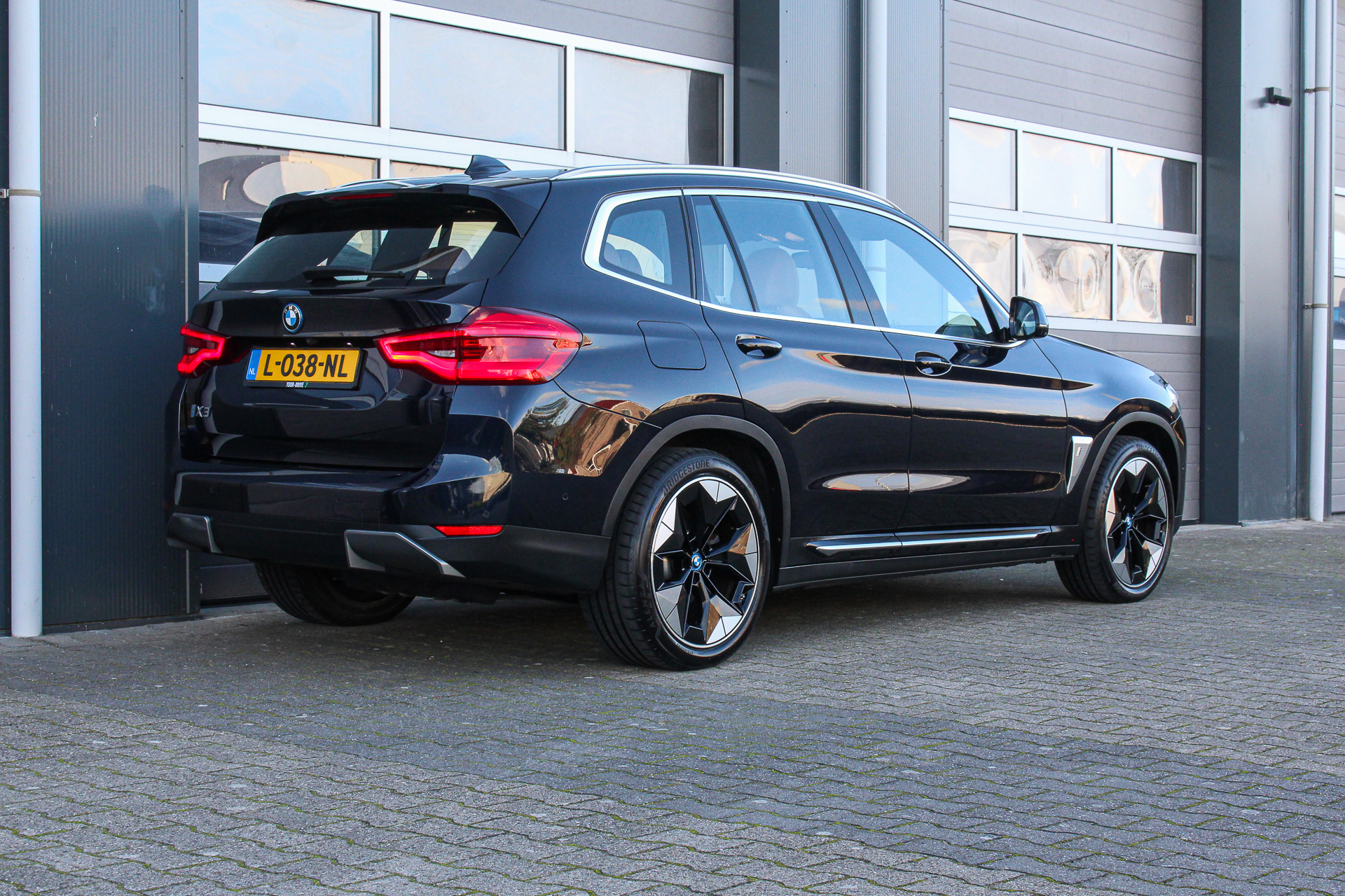 Foto van BMW Ix3