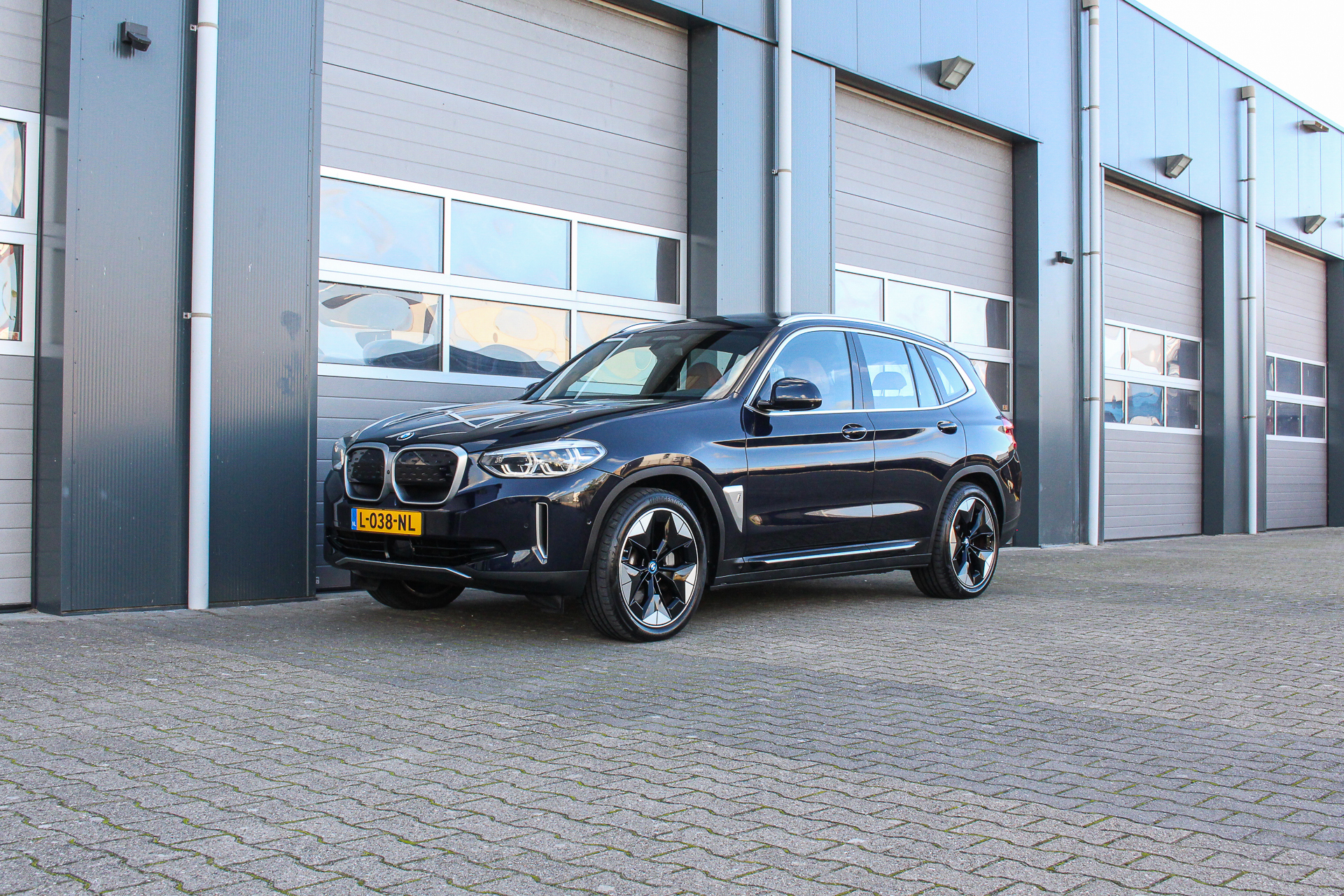 Foto van BMW Ix3