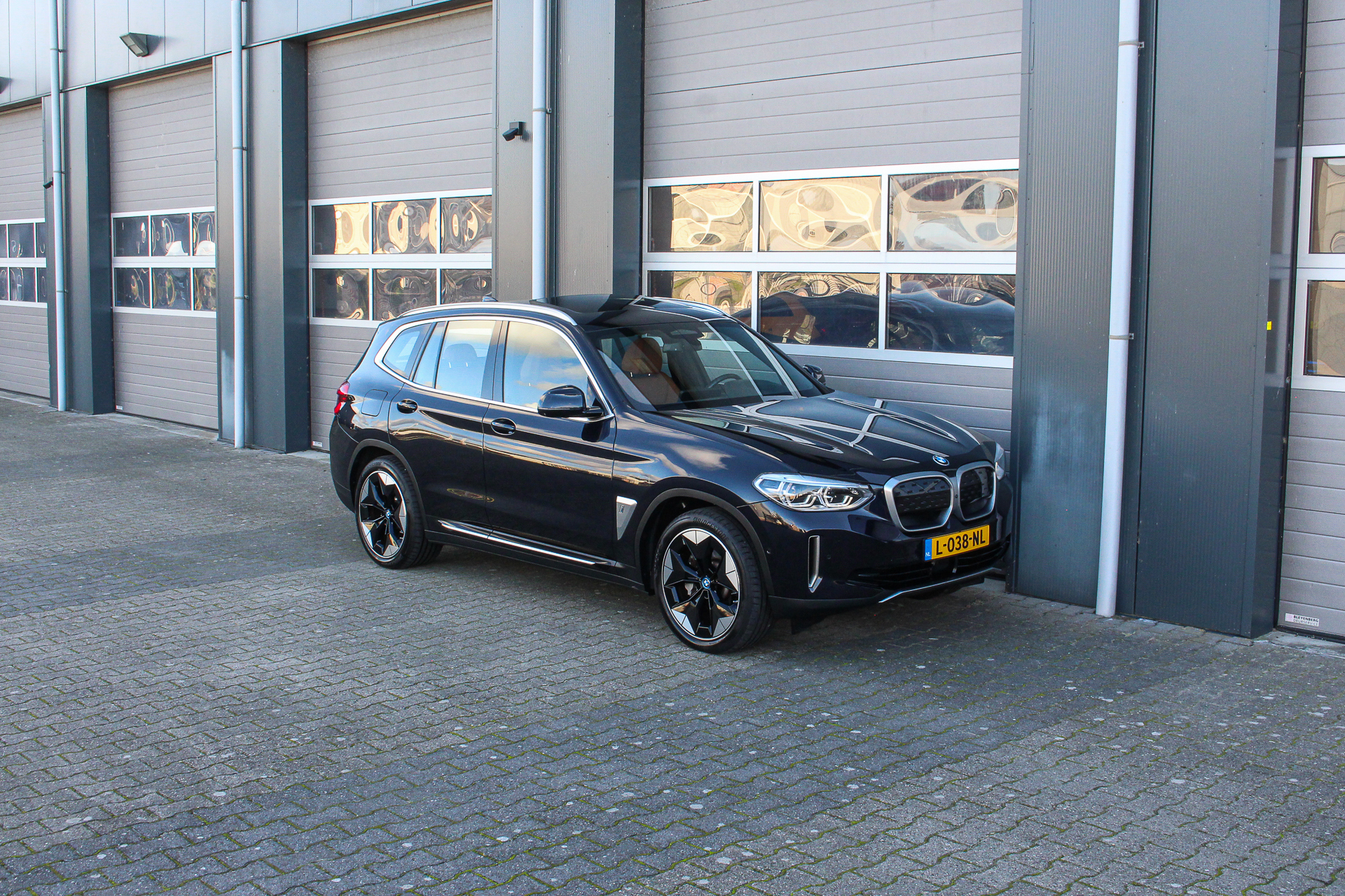 Foto van BMW Ix3