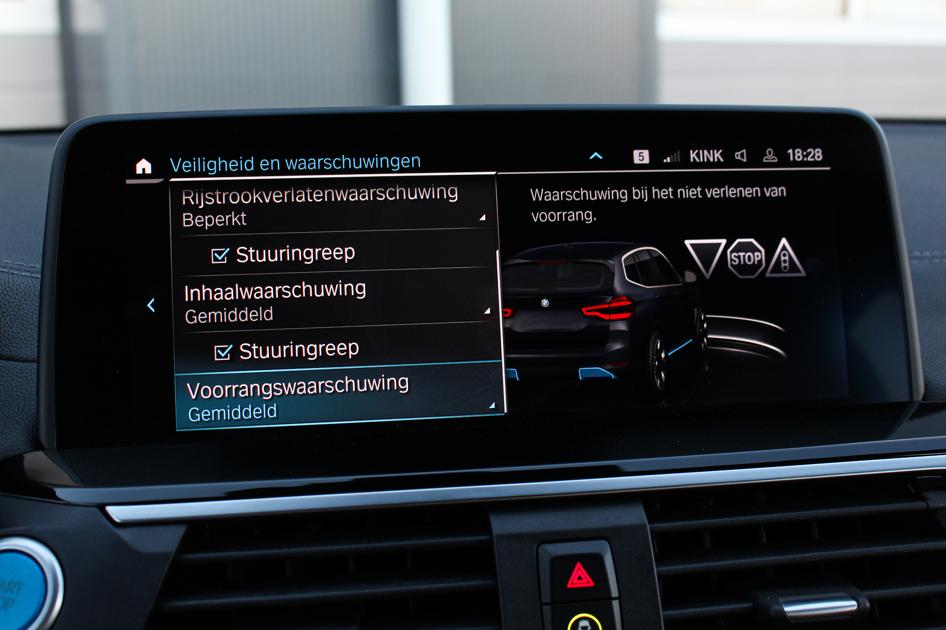 Foto van BMW Ix3