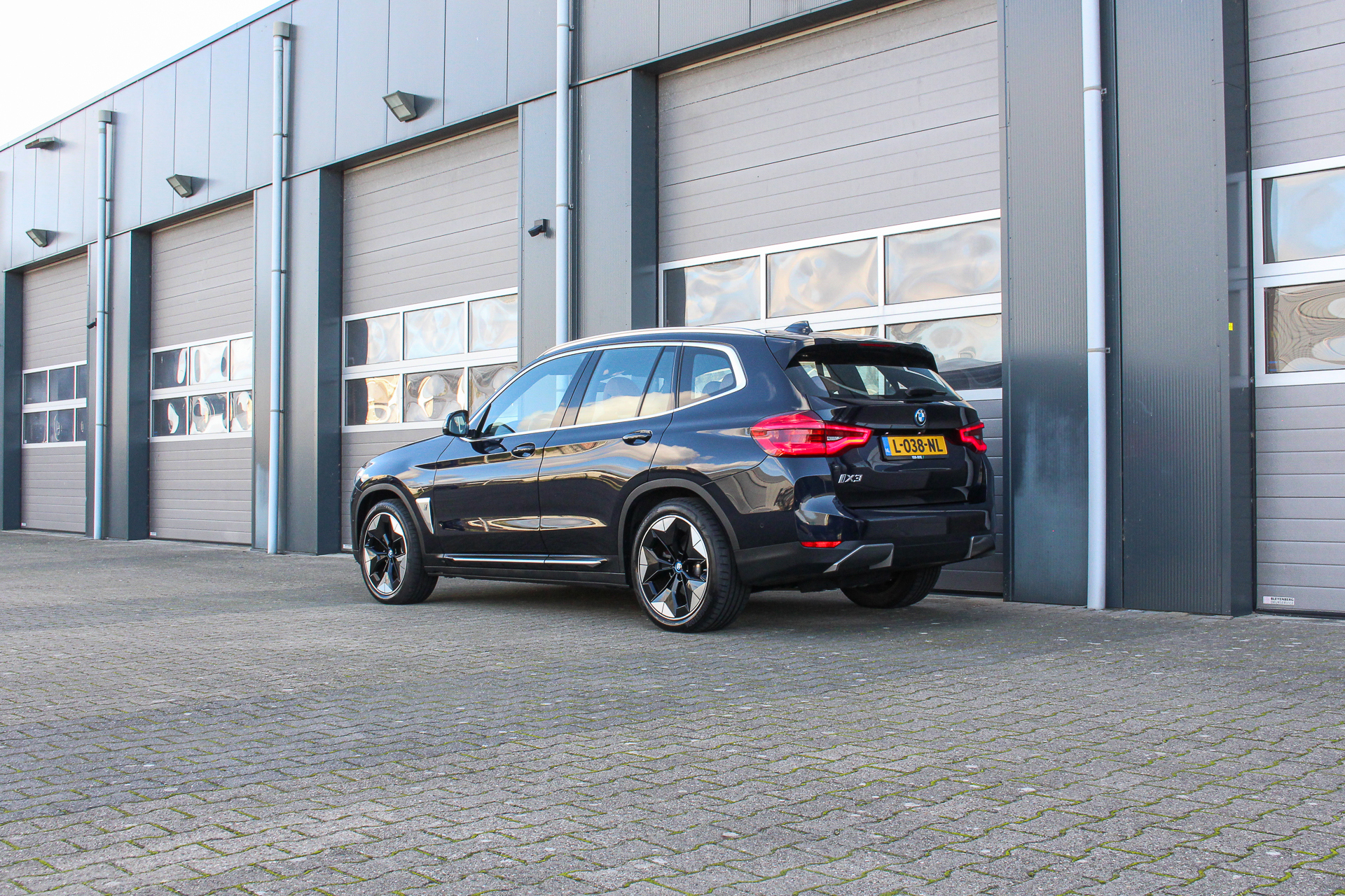 Foto van BMW Ix3