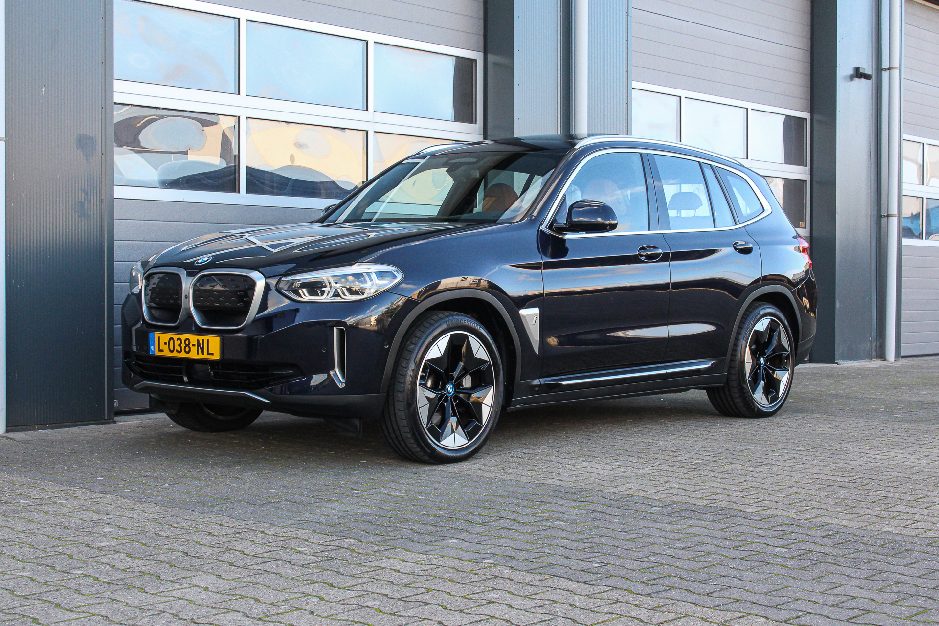 Foto van BMW Ix3