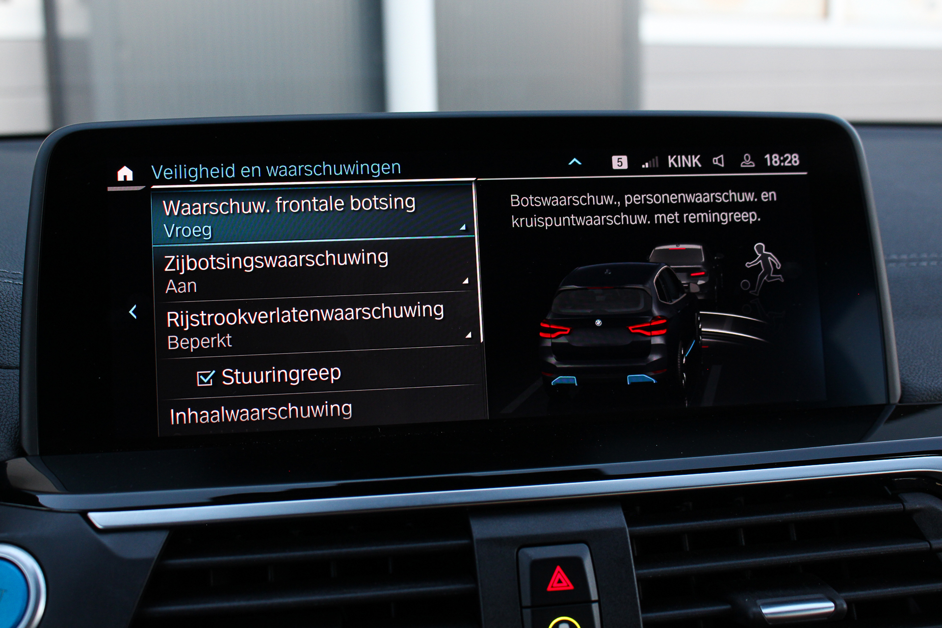 Foto van BMW Ix3