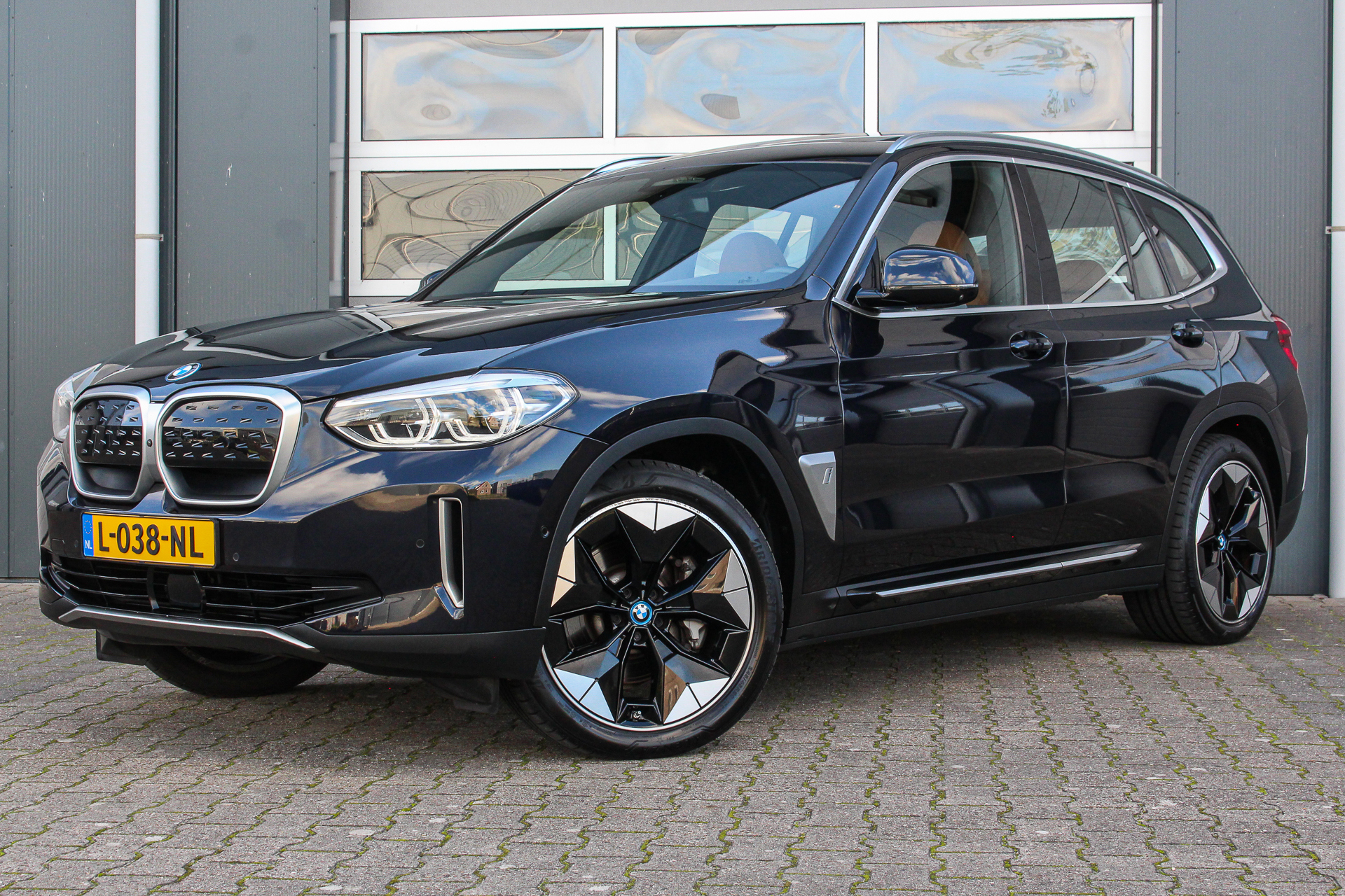 Foto van BMW Ix3