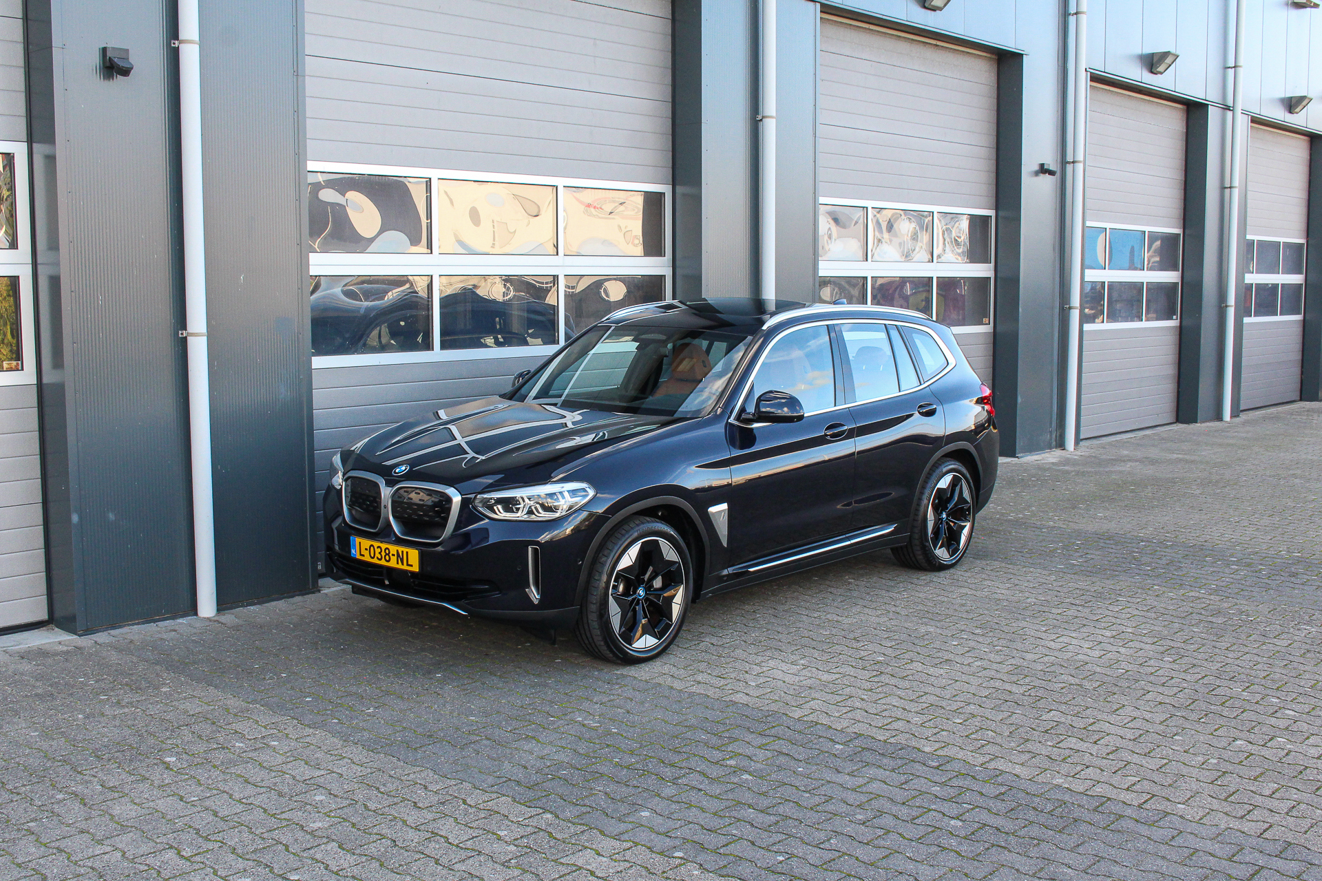 Foto van BMW Ix3
