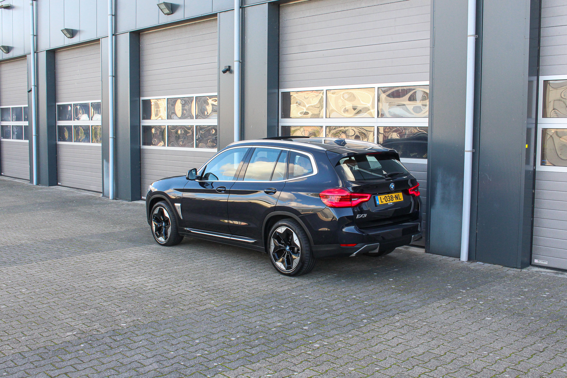 Foto van BMW Ix3