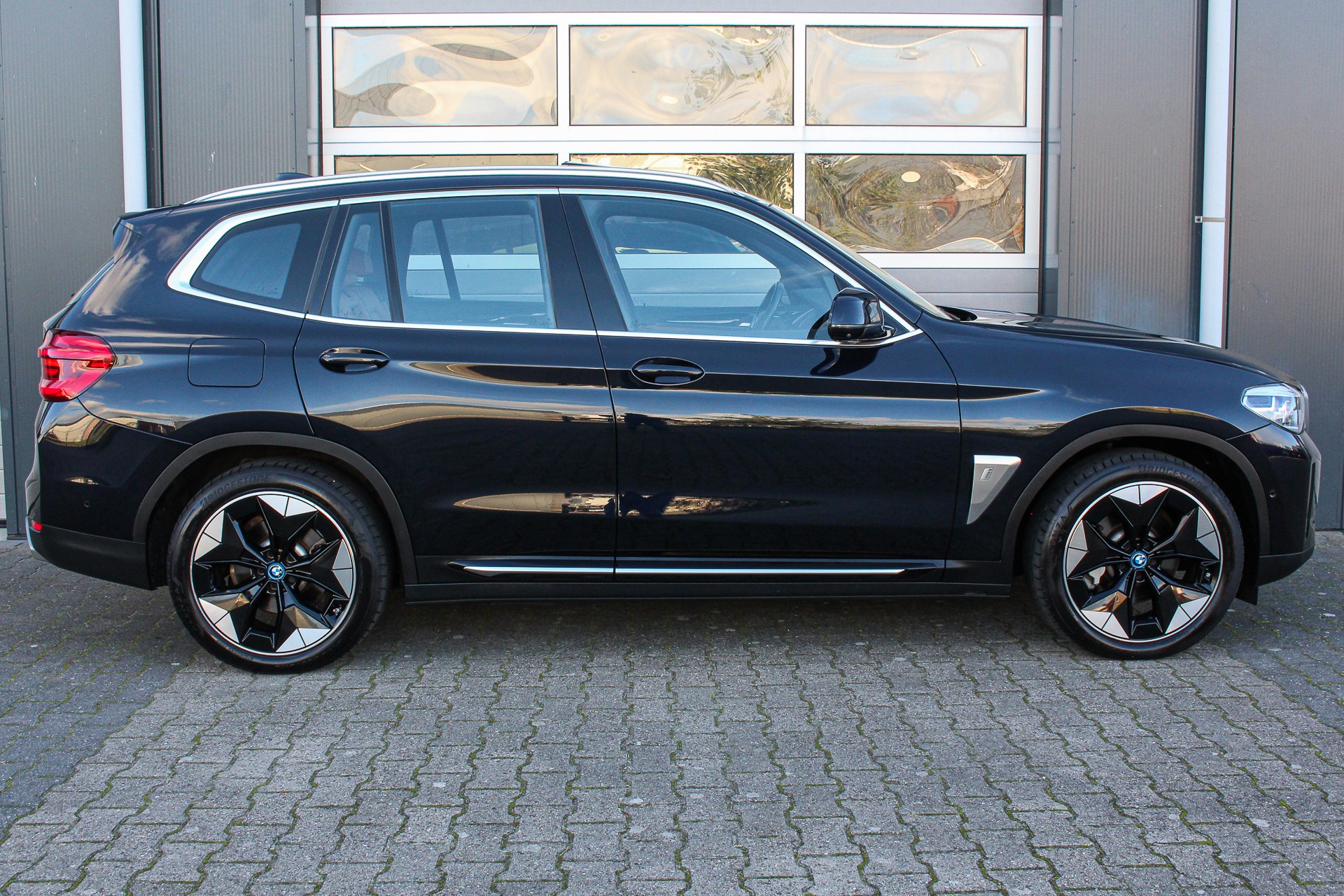 Foto van BMW Ix3