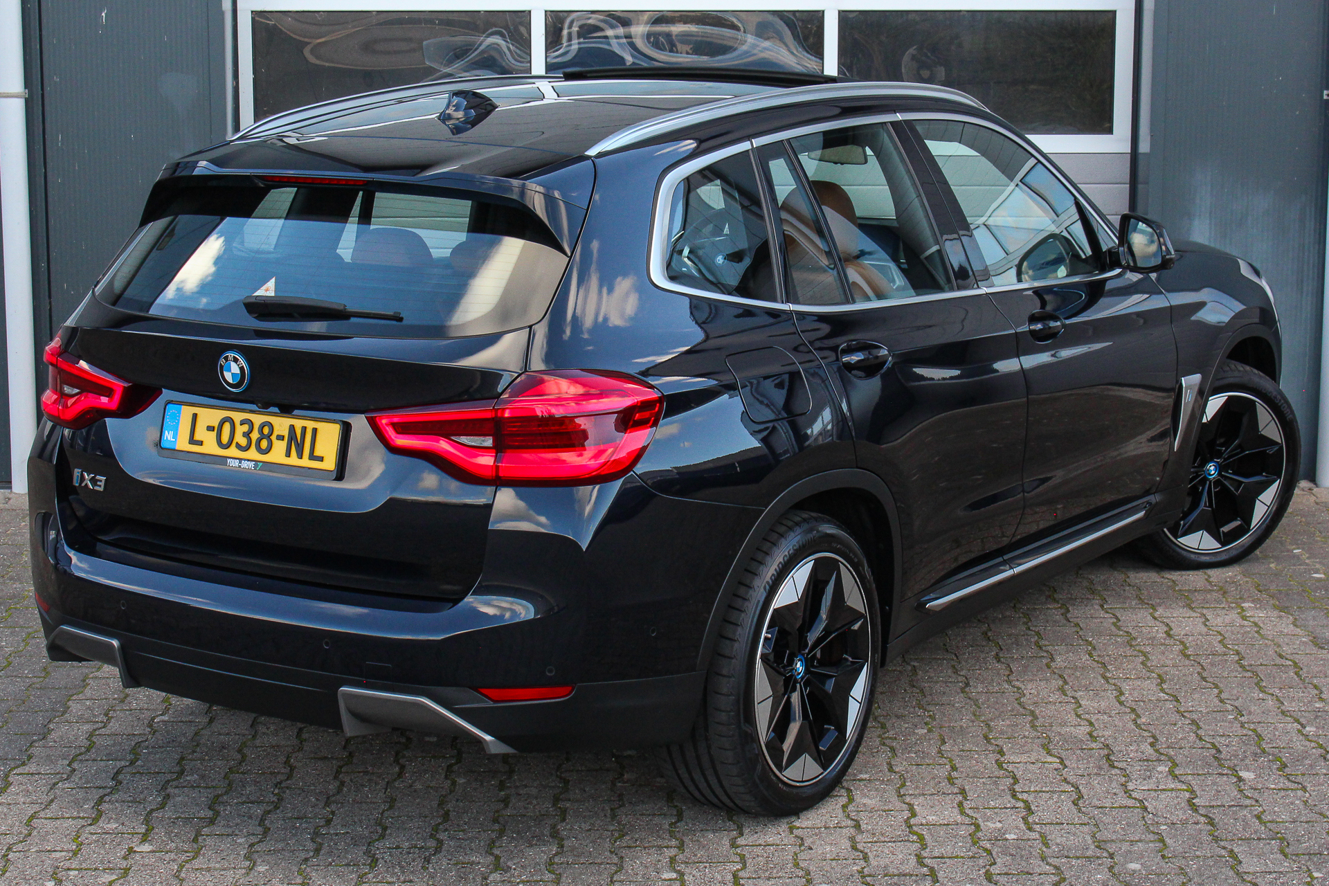 Foto van BMW Ix3