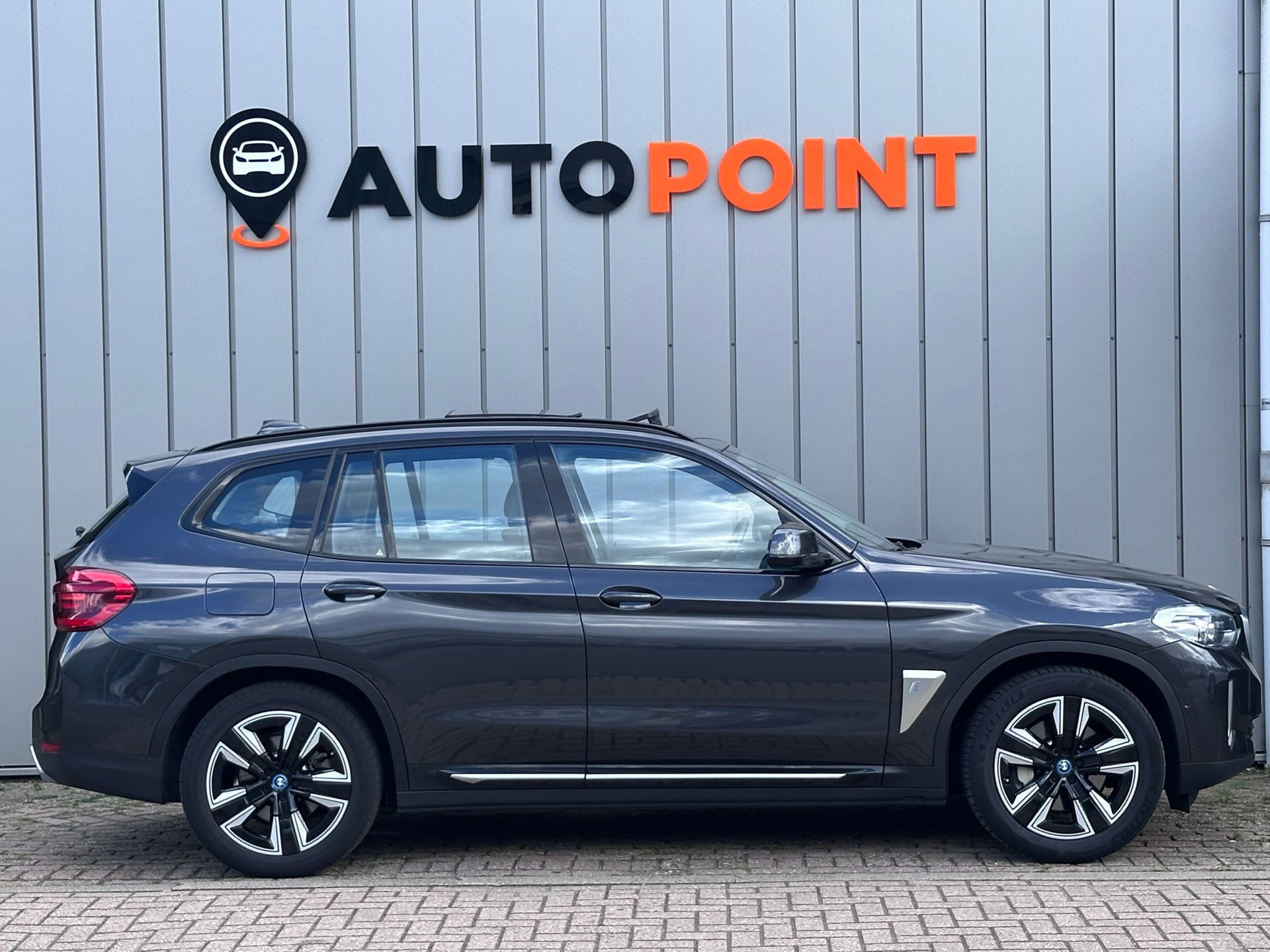 Foto van BMW Ix3