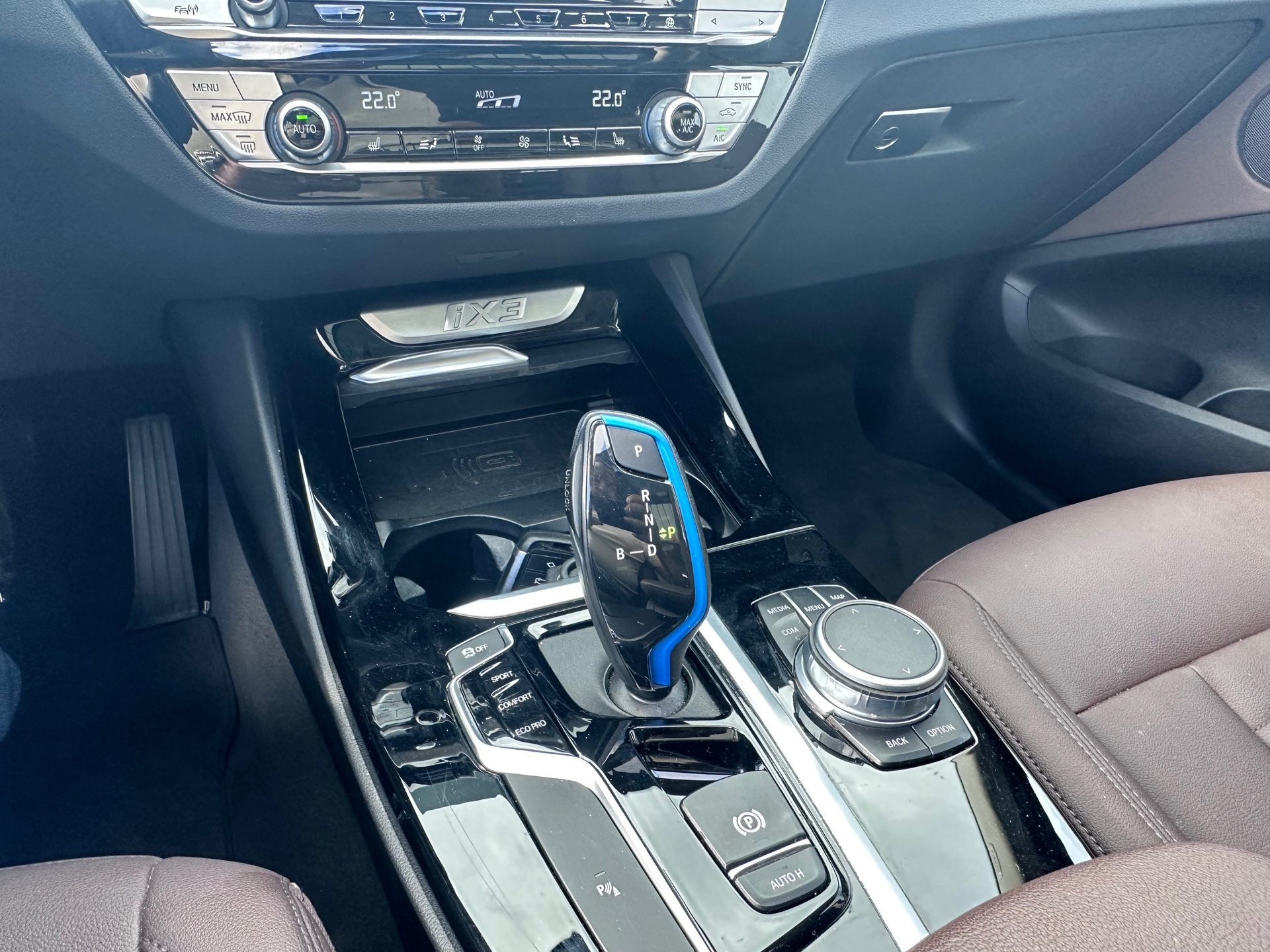 Foto van BMW Ix3