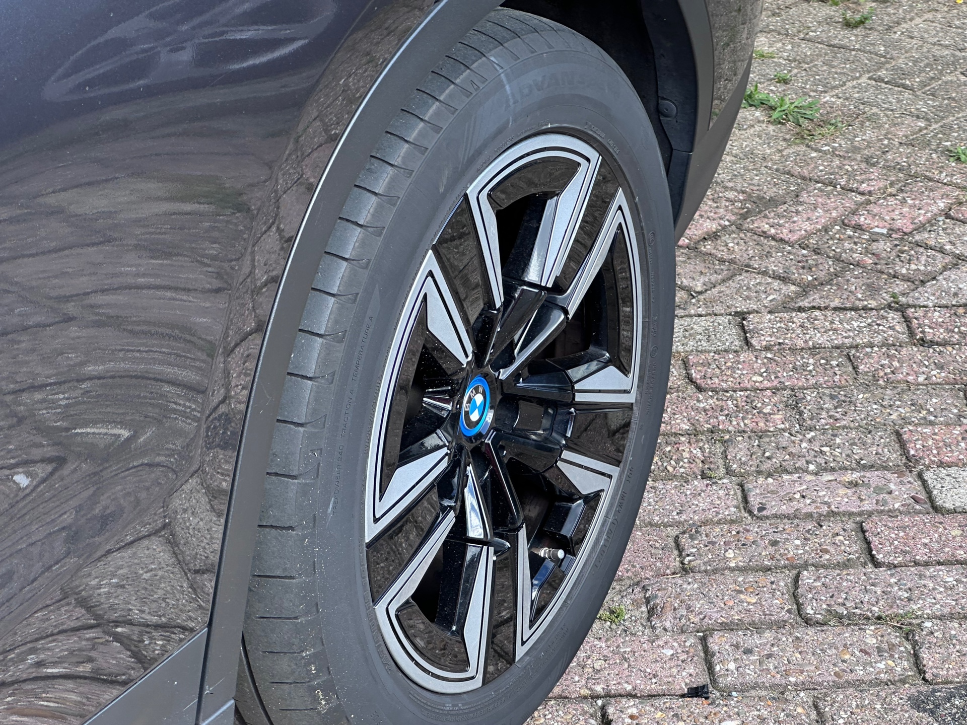 Foto van BMW Ix3