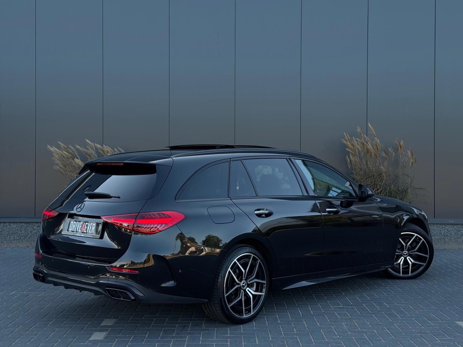 Foto van Mercedes-Benz C 300 E