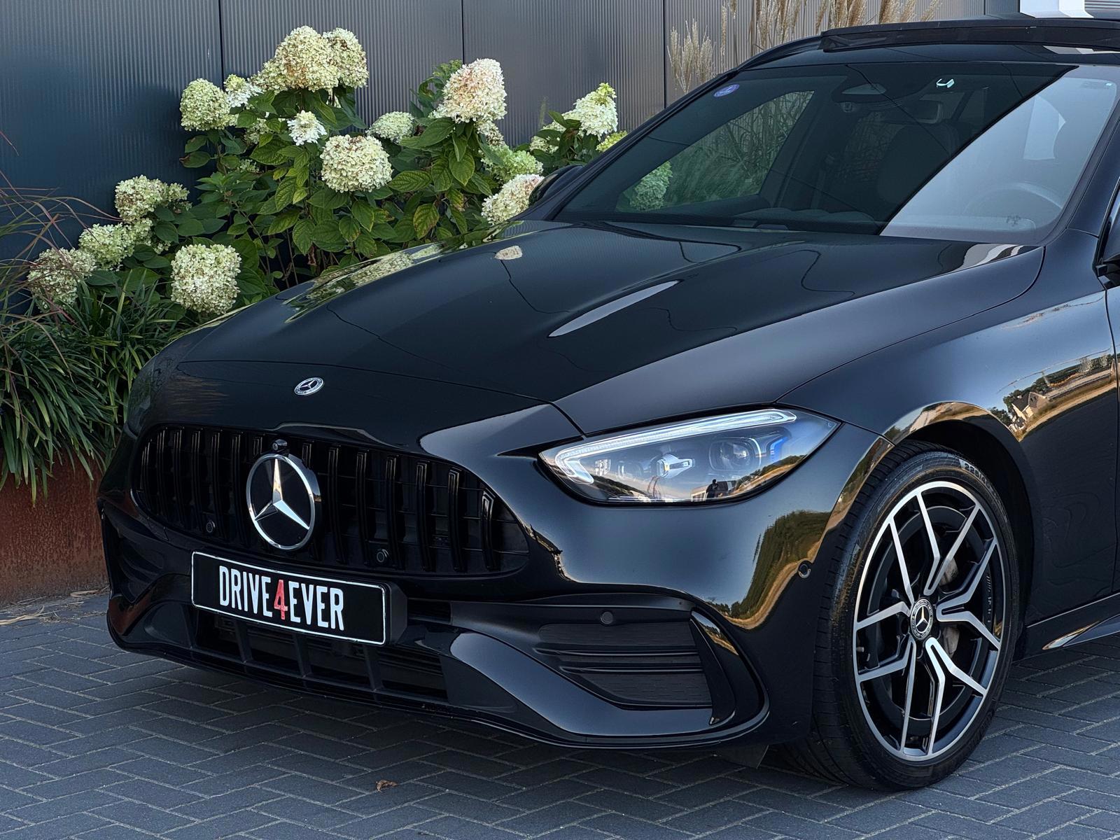 Foto van Mercedes-Benz C 300 E