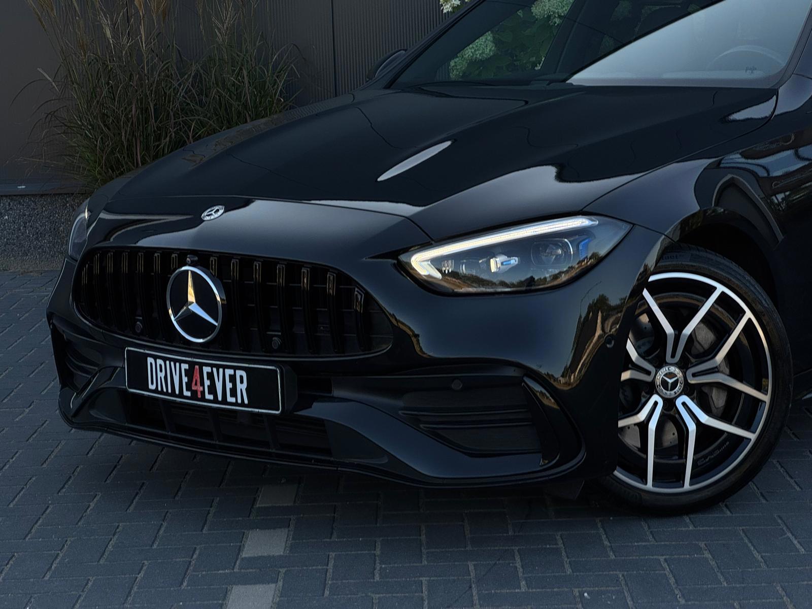 Foto van Mercedes-Benz C 300 E