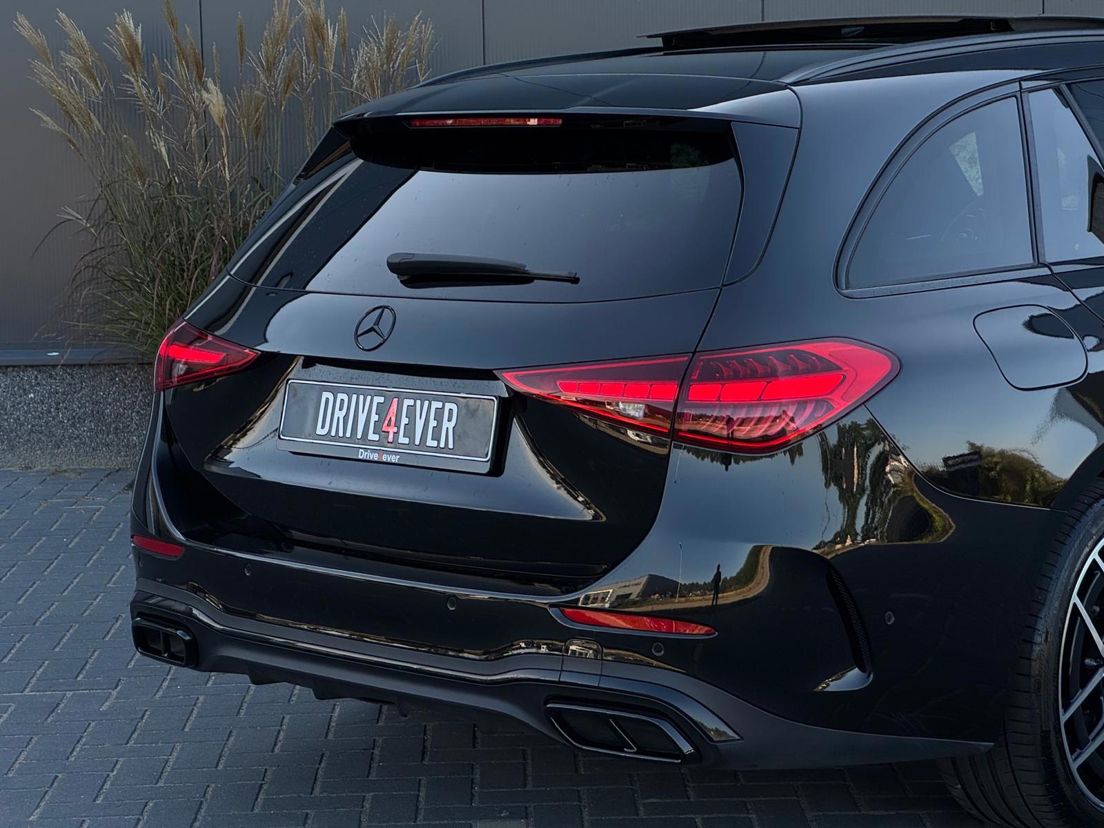 Foto van Mercedes-Benz C 300 E