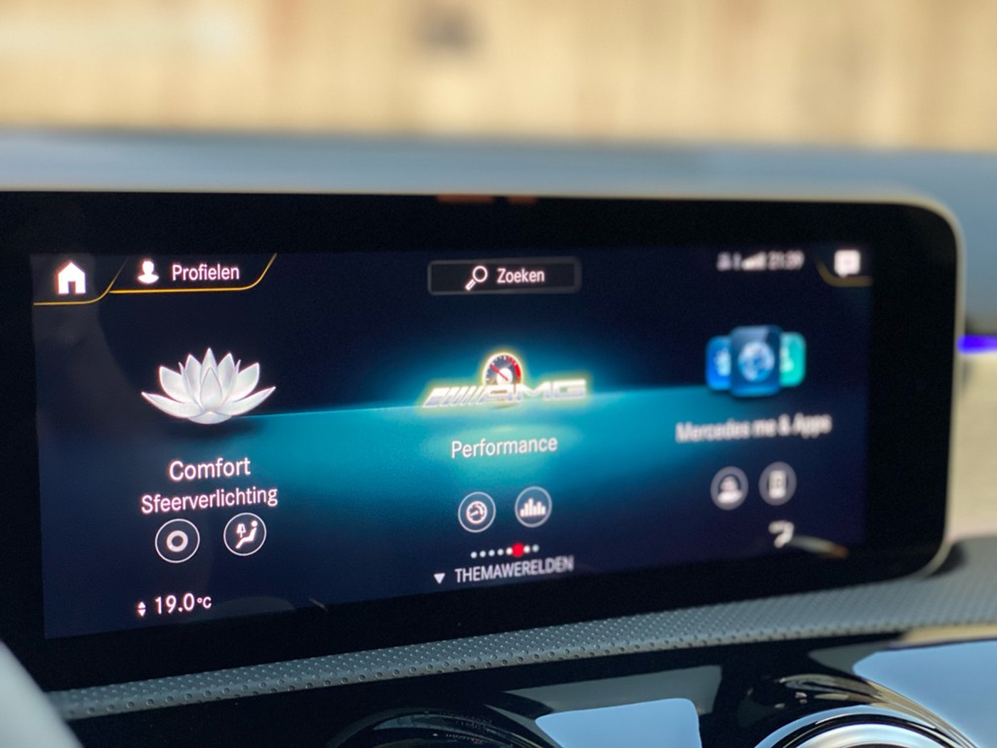 Foto van Mercedes-Benz AMG A 35