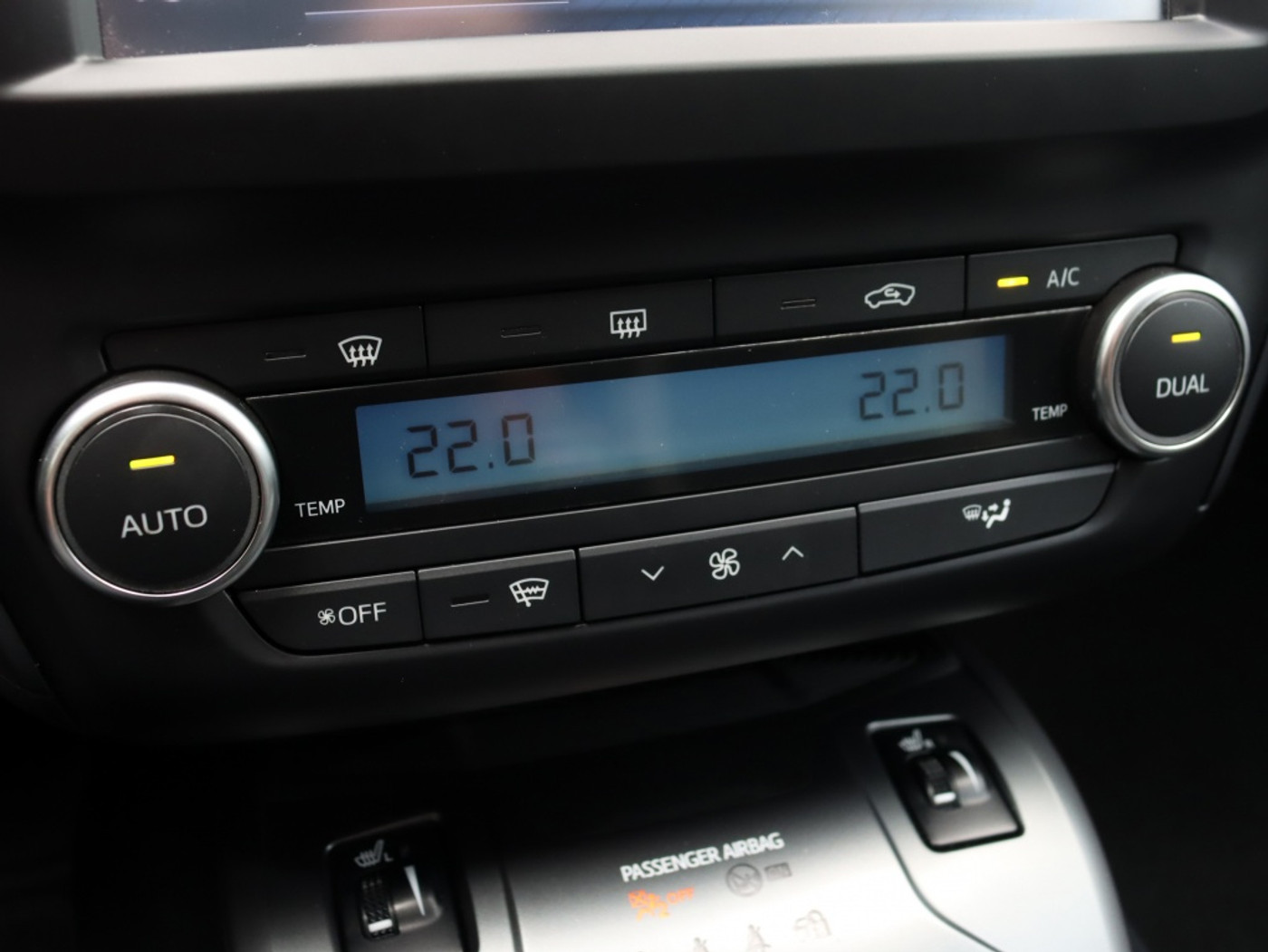 Foto van Toyota Avensis Touring Sports