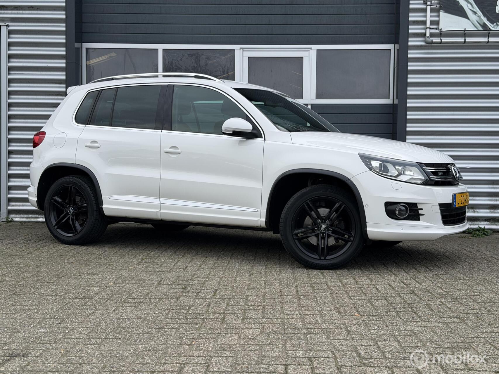 Volkswagen Tiguan 1.4 TSI 4Motion 160PK R-Line|LED|18 Inch| 2012 - voorkant