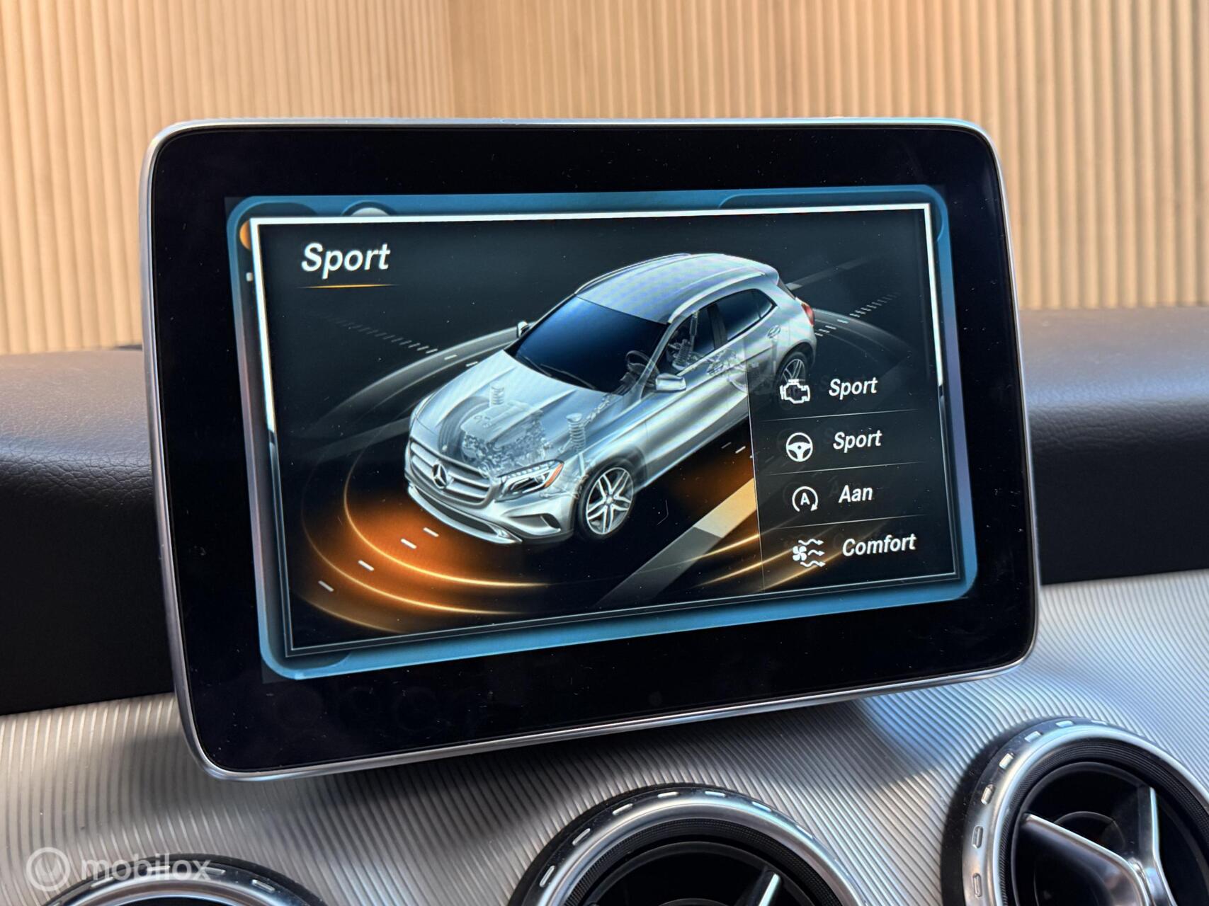 Foto van Mercedes-Benz Gla 180