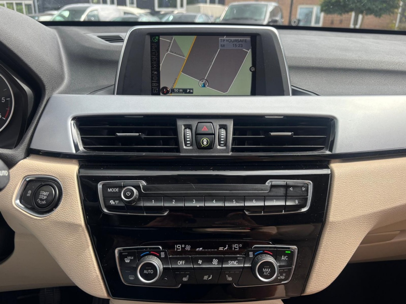 Foto van BMW X1 Sdrive16d