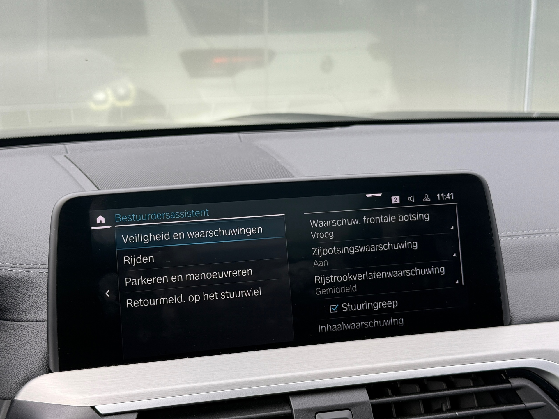 Foto van BMW Ix3