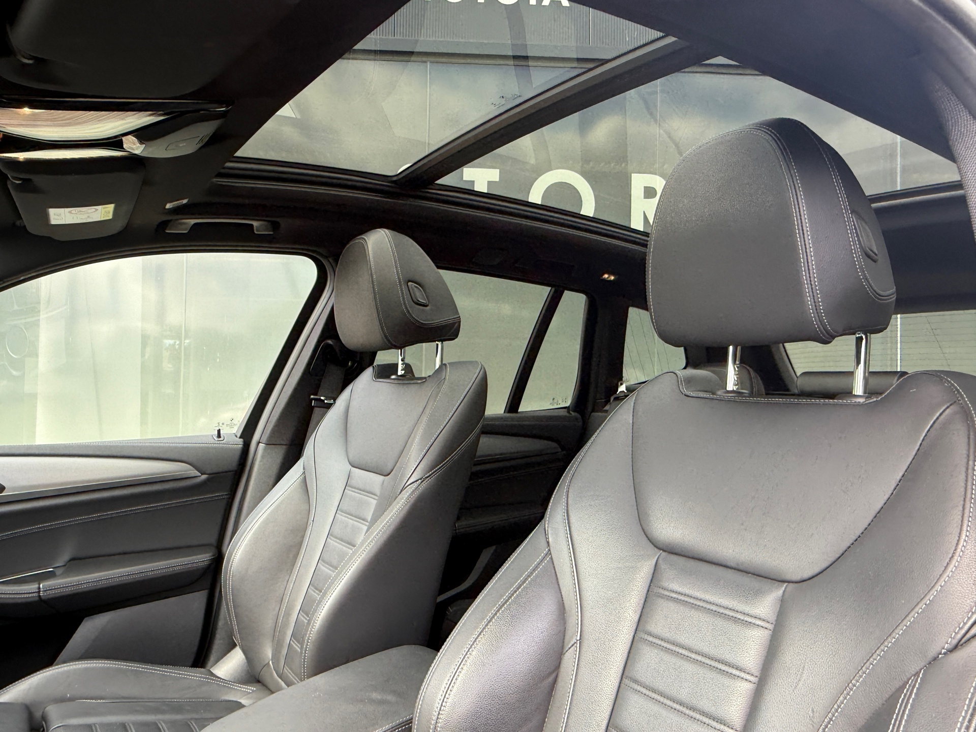 Foto van BMW Ix3